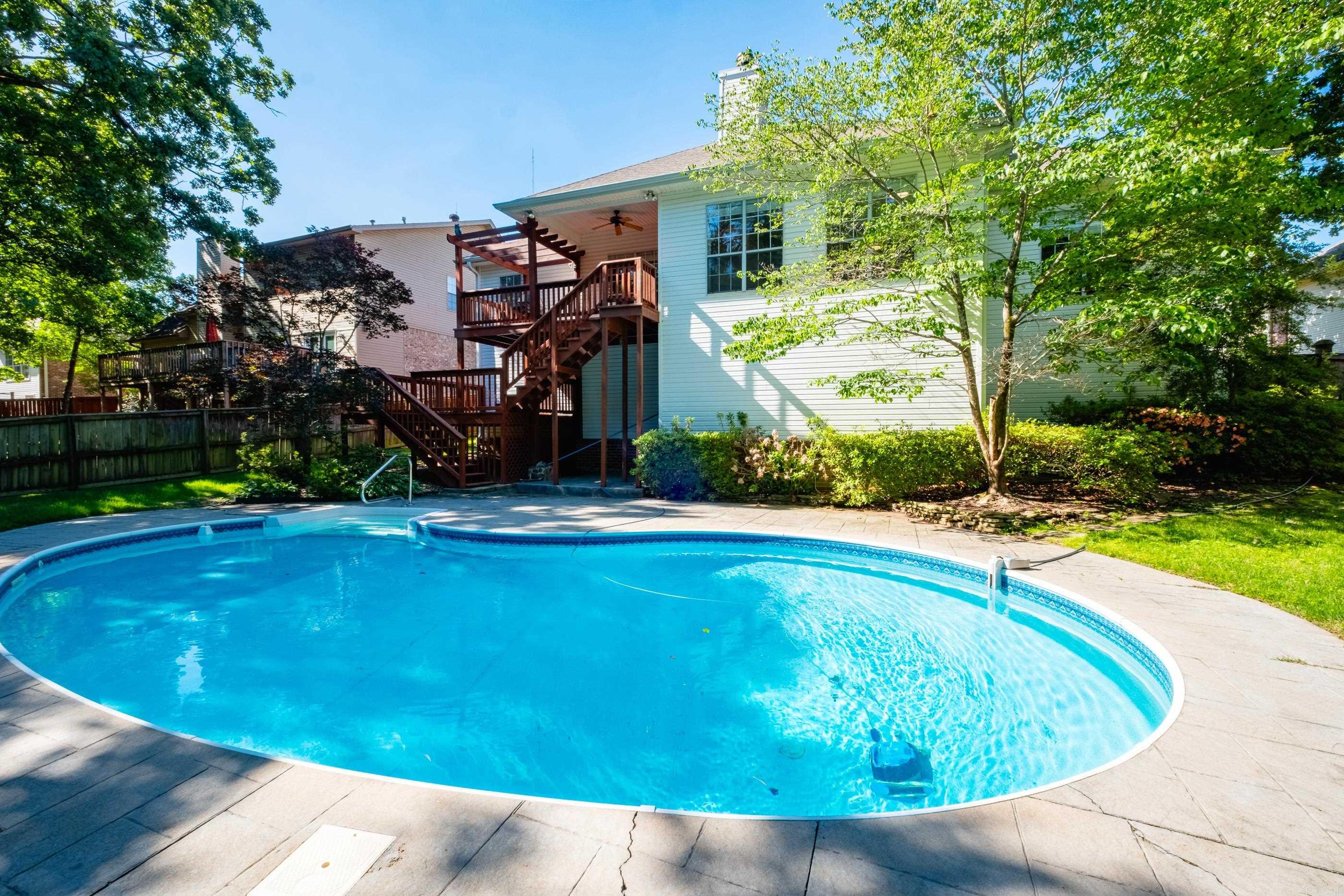 CHENAL VALLEY DUQUESNE COMMUNITY - Residential