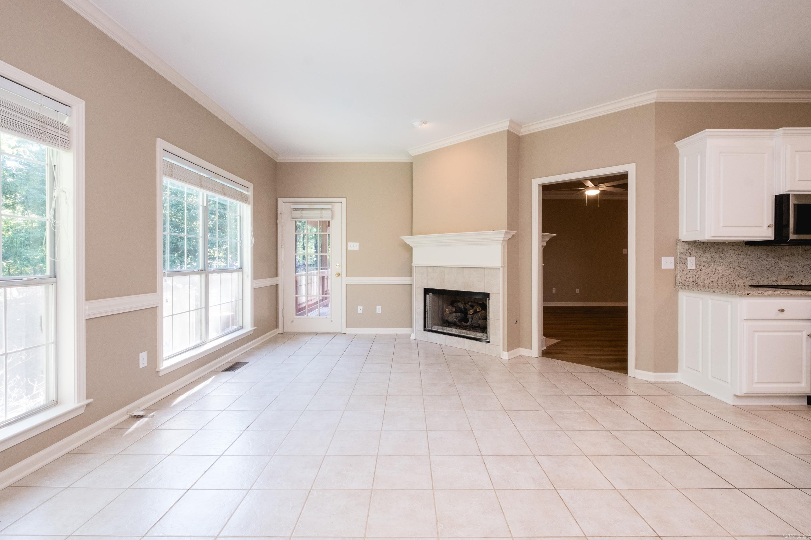 CHENAL VALLEY DUQUESNE COMMUNITY - Residential