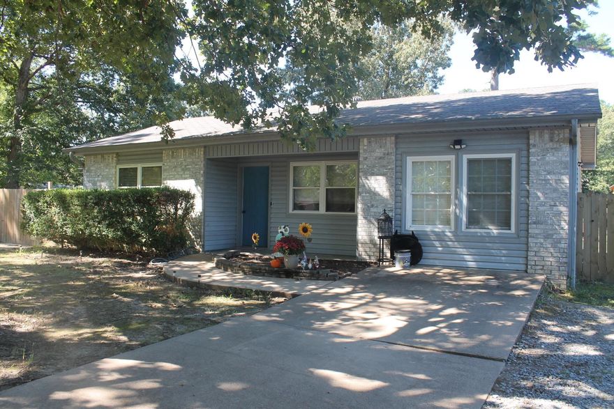 Very nice possible 4 bedroom home. Extra room could be a play room, living room, or bedroom. Fully fenced yard. Laundry room that walks into kitchen and a bathroom. Unfinished small storage shed.  Roof a little over 2 years old. New carpet. Call me to see this one today.