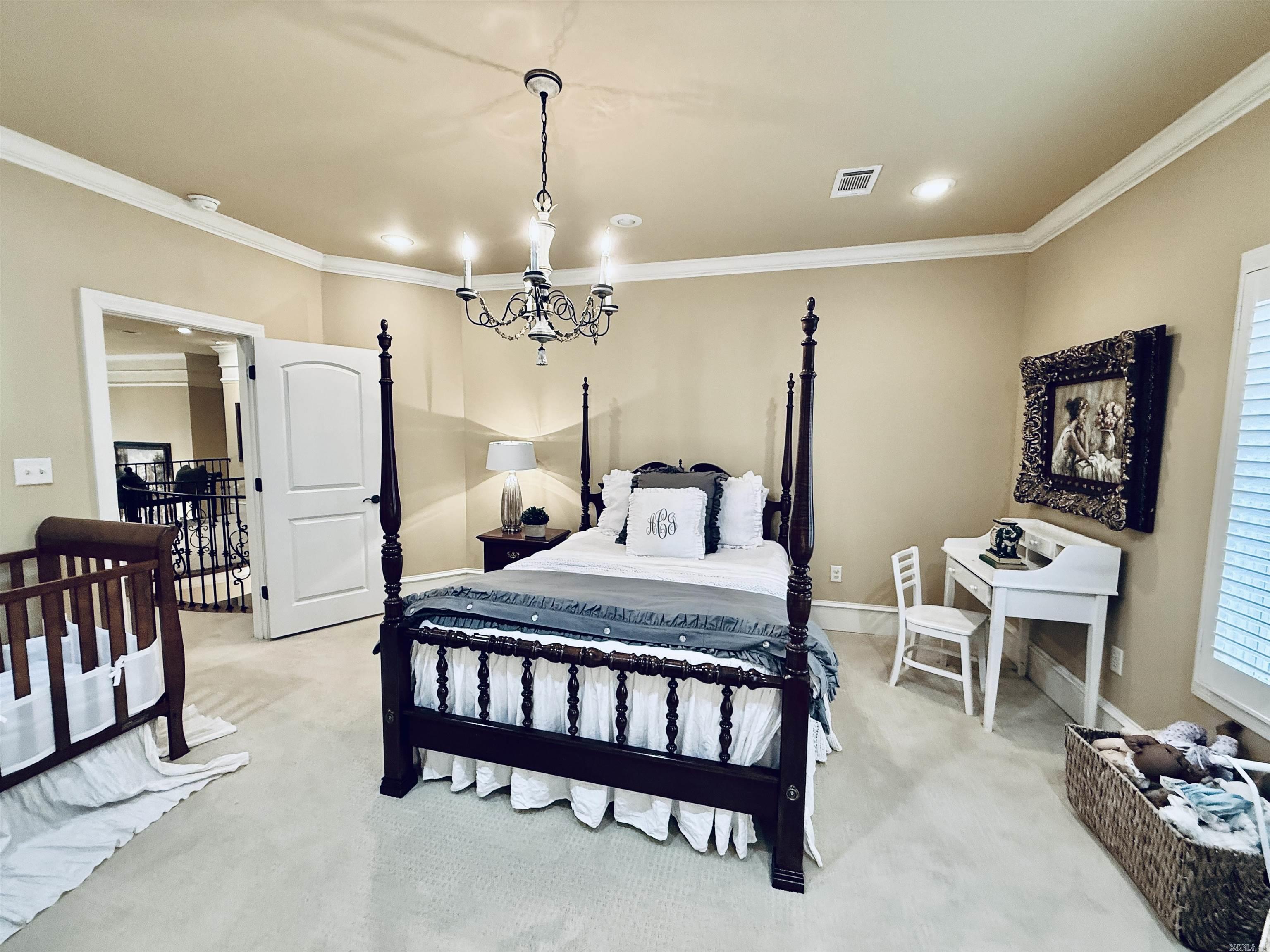 CHENAL DOWNS - Residential