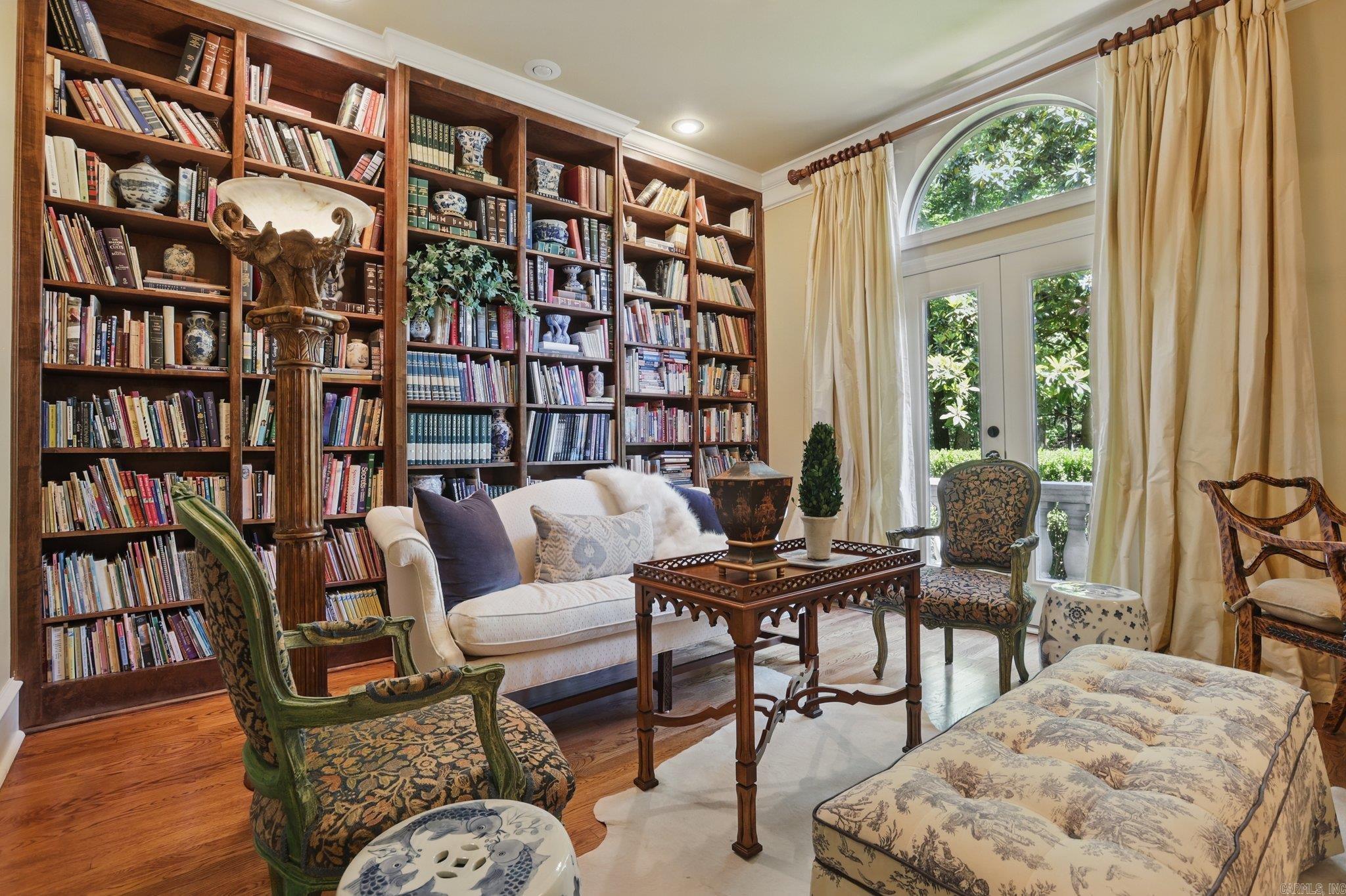 CHENAL DOWNS - Residential