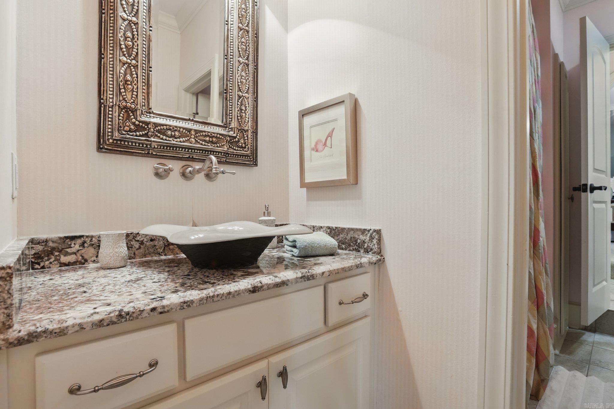 CHENAL DOWNS - Residential