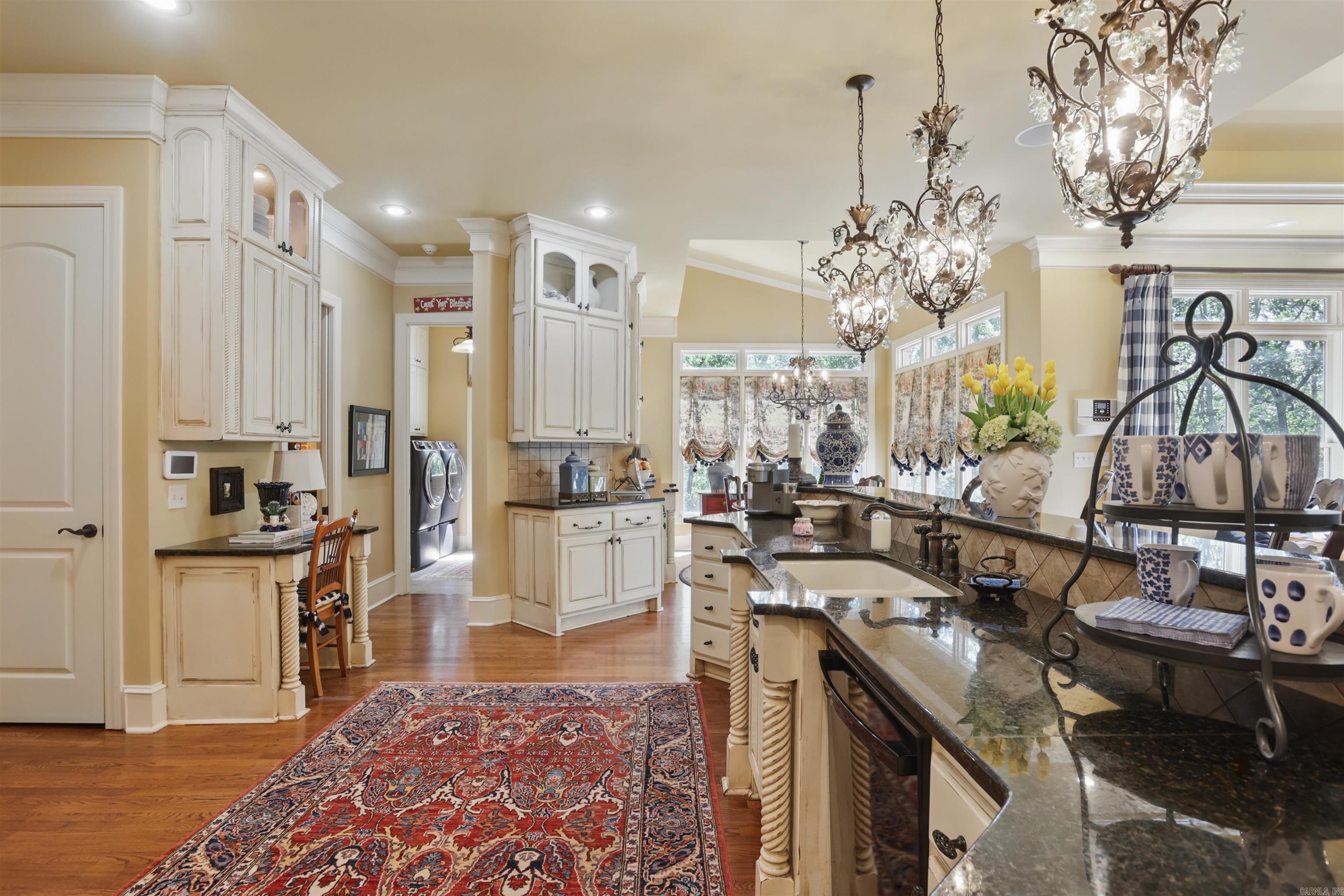 CHENAL DOWNS - Residential