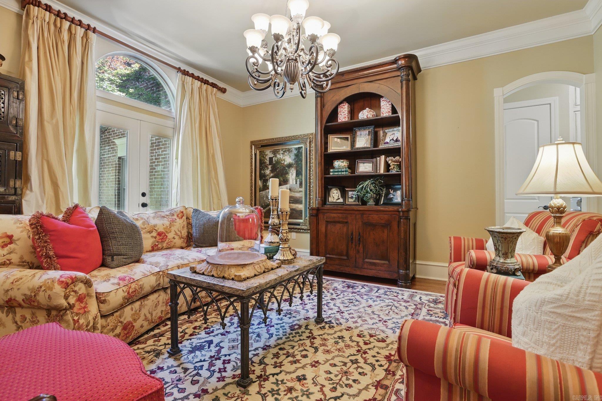 CHENAL DOWNS - Residential