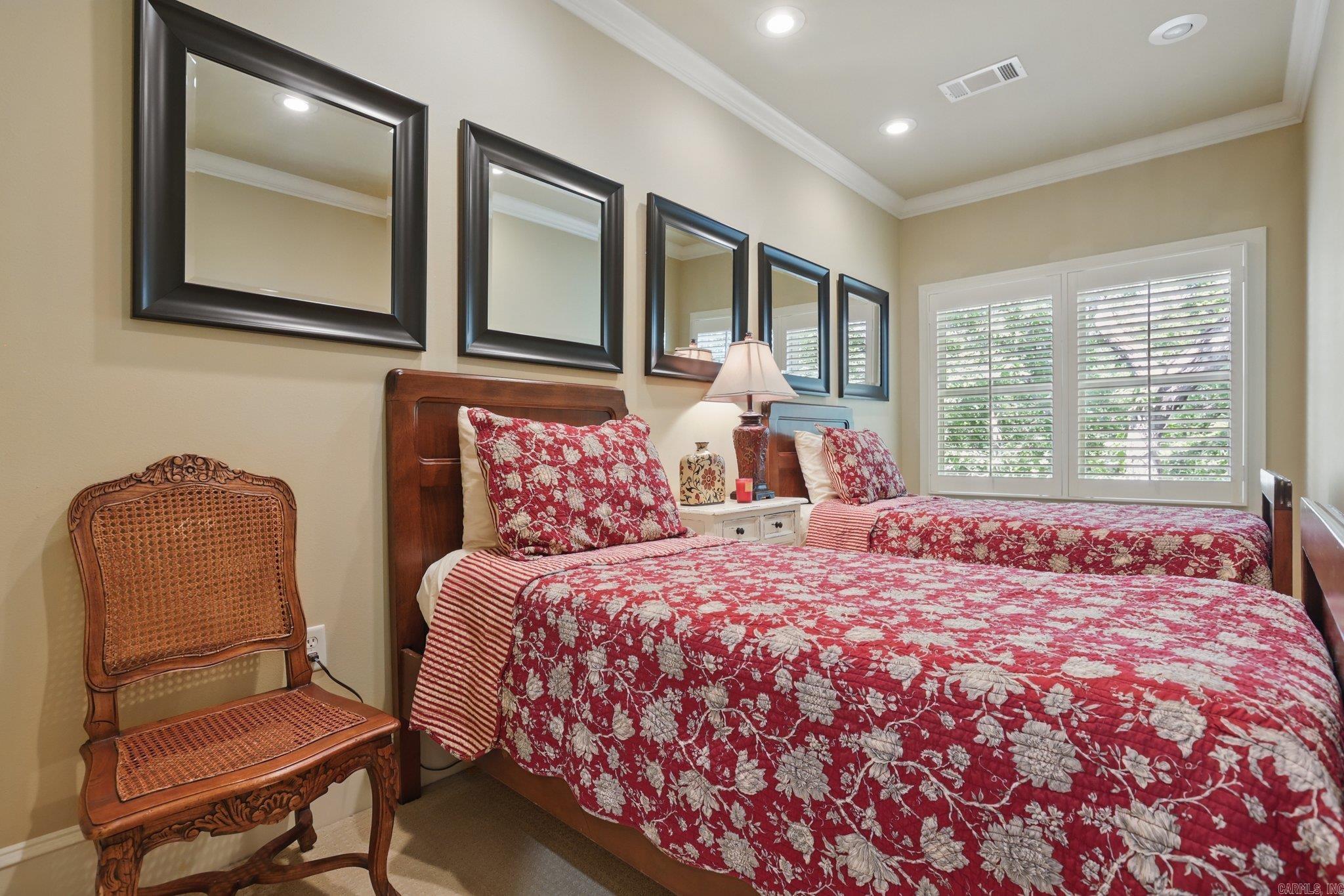 CHENAL DOWNS - Residential