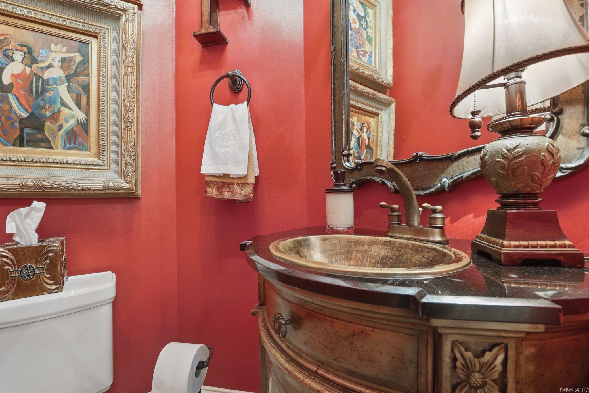 CHENAL DOWNS - Residential