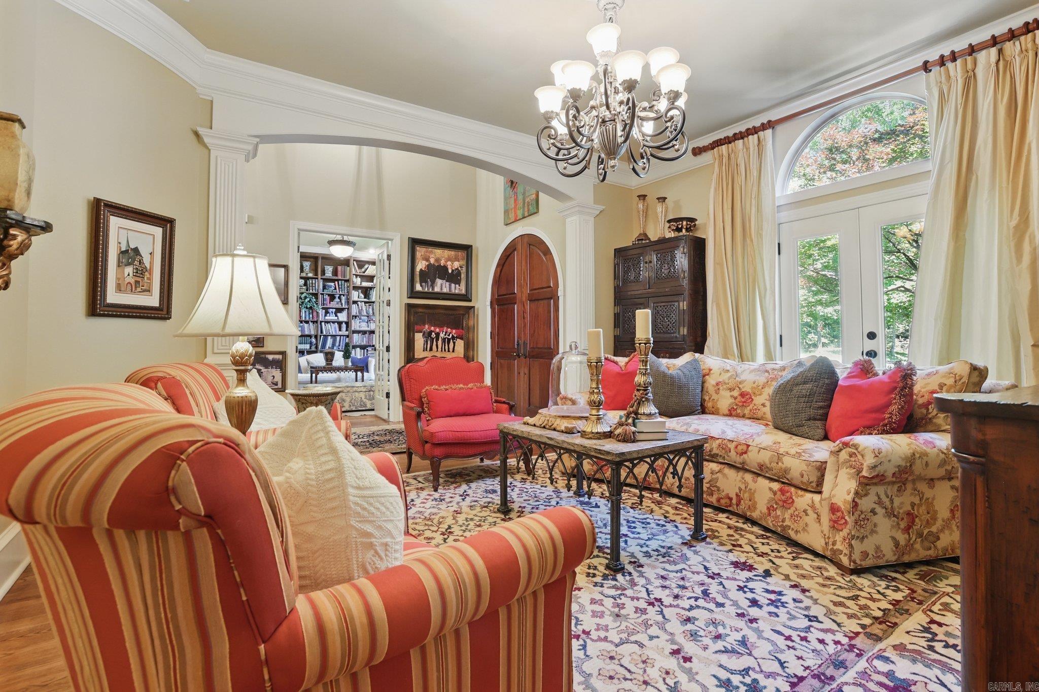 CHENAL DOWNS - Residential