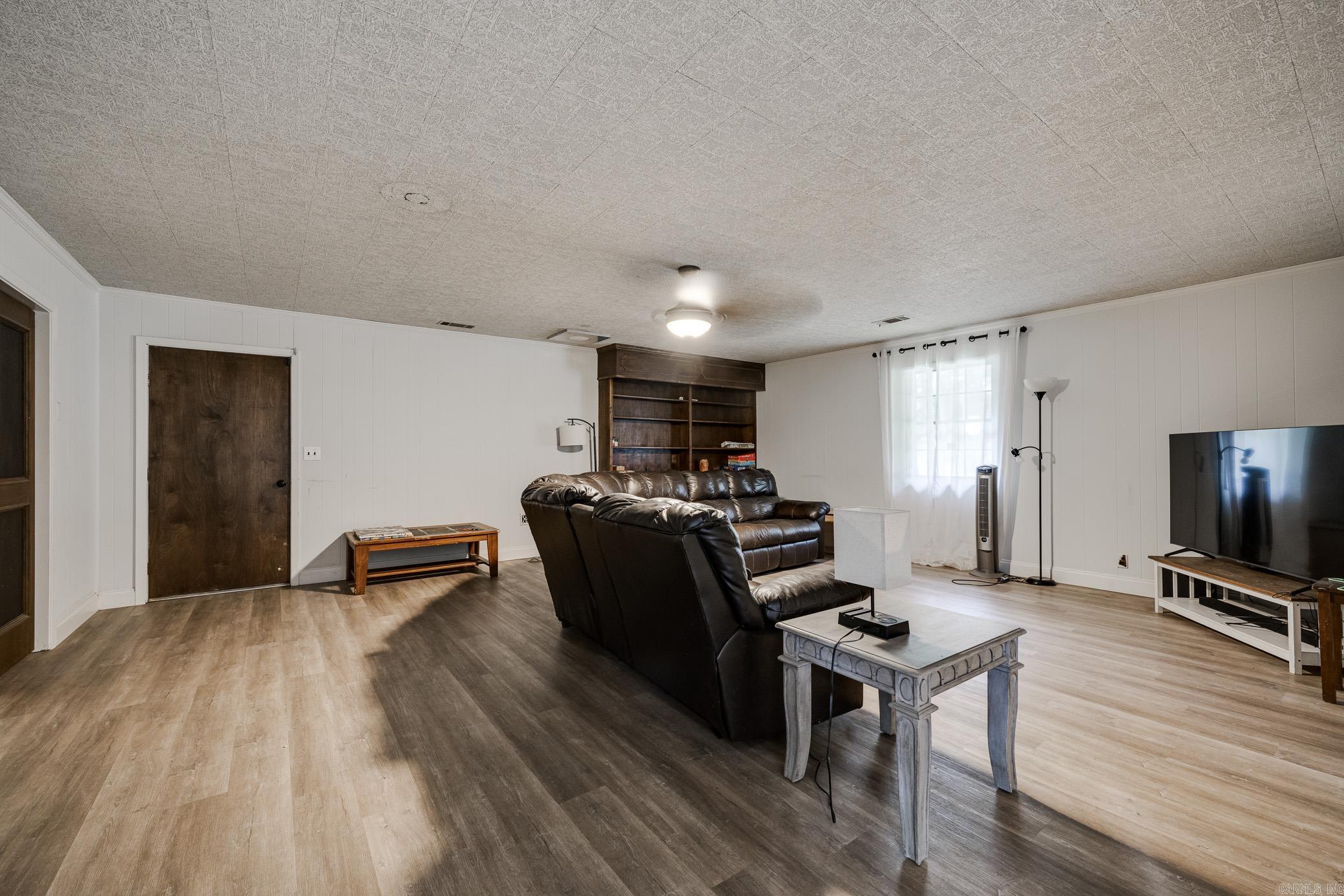 PINECROFT - Residential