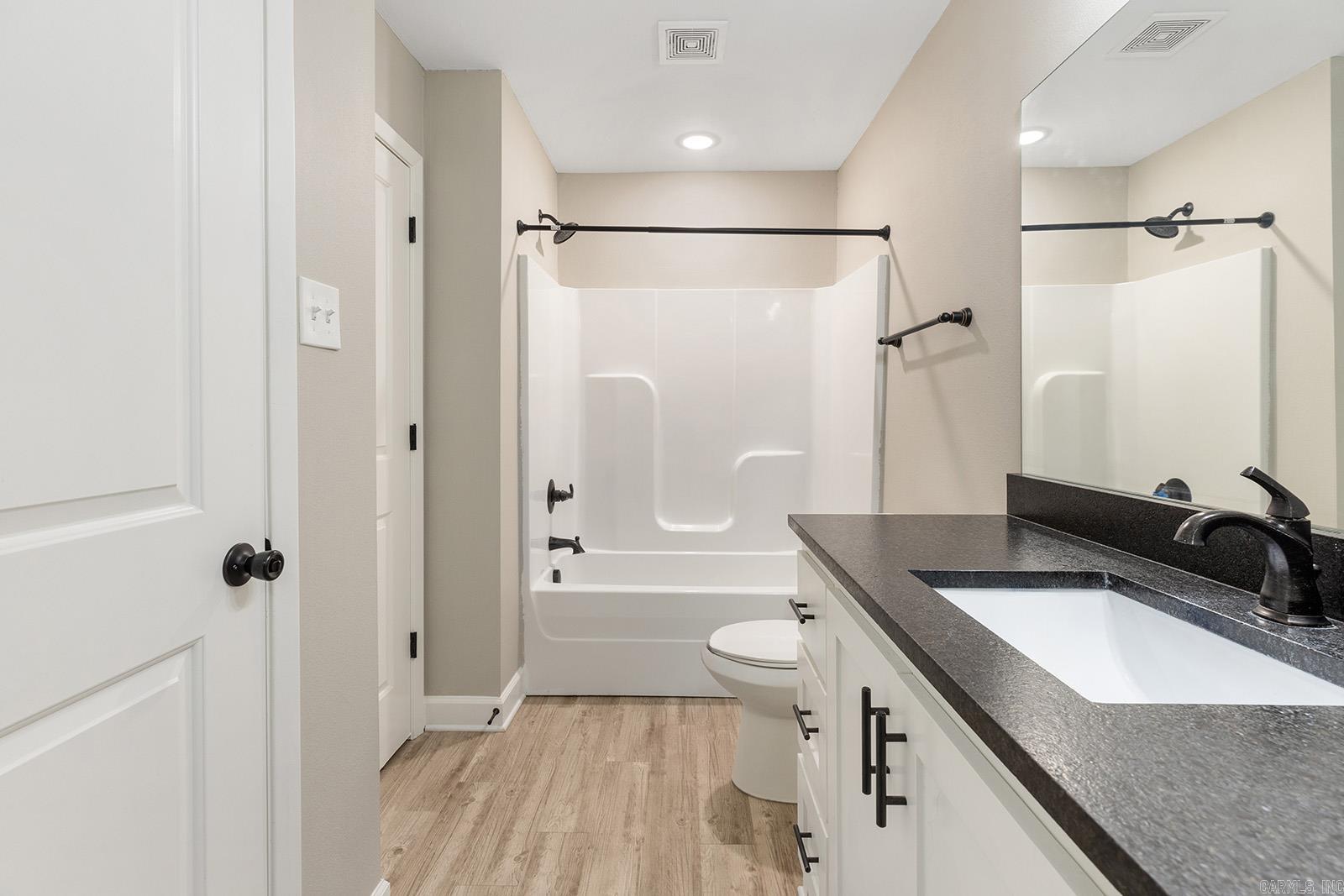 Glenwood Estates III - Residential