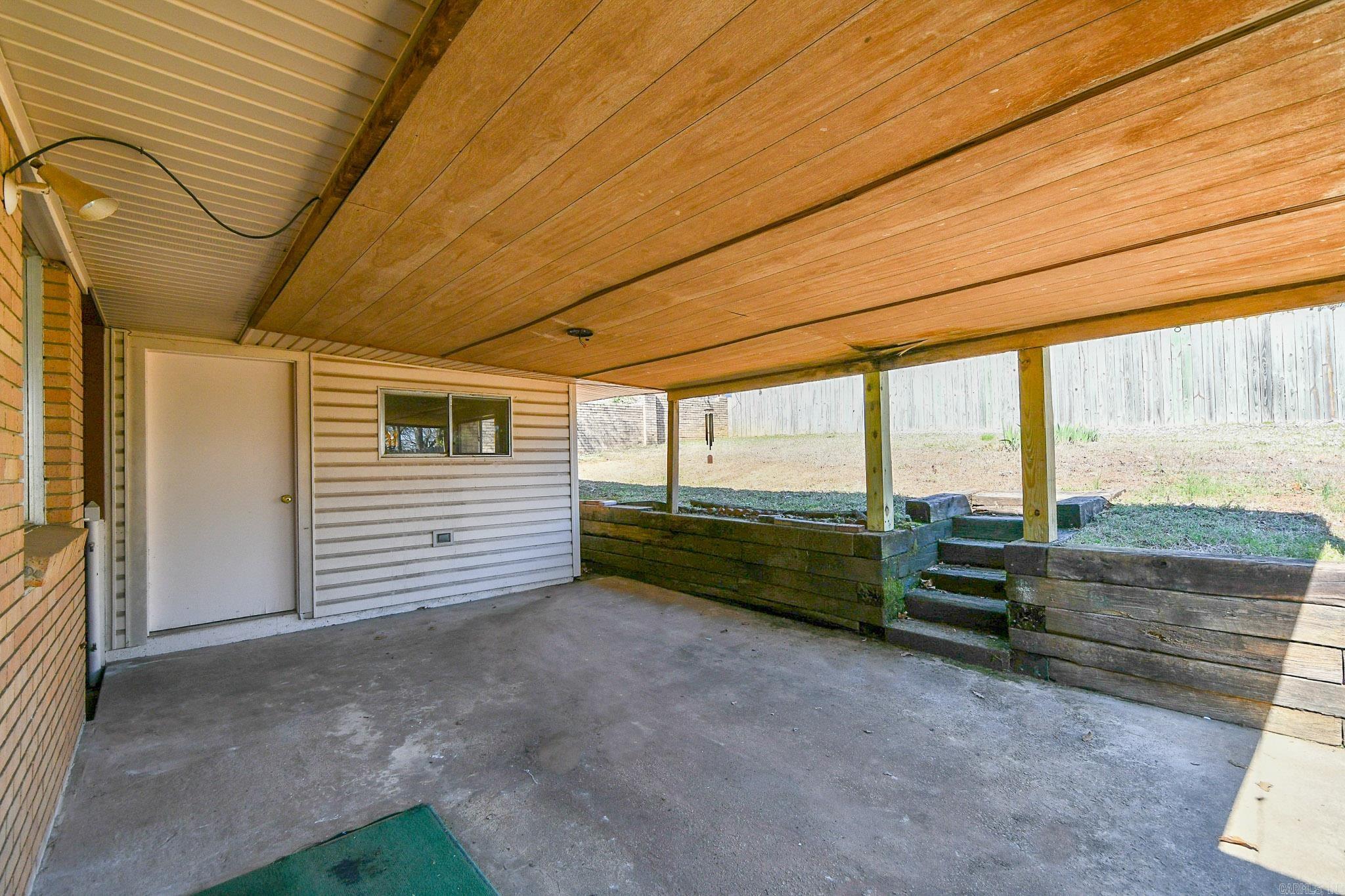 PARK HILL ADDN TO LR - Residential Lease