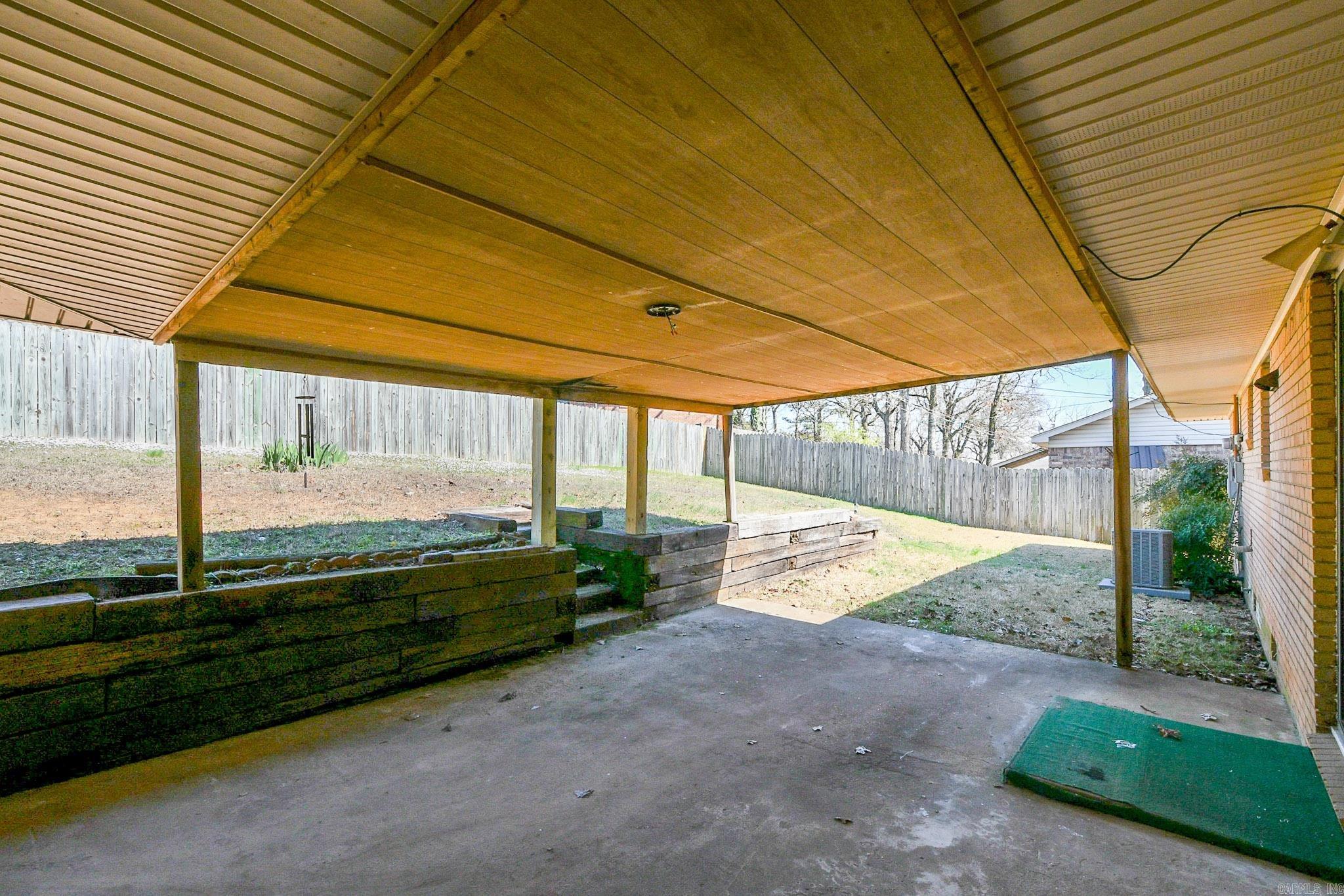 PARK HILL ADDN TO LR - Residential Lease