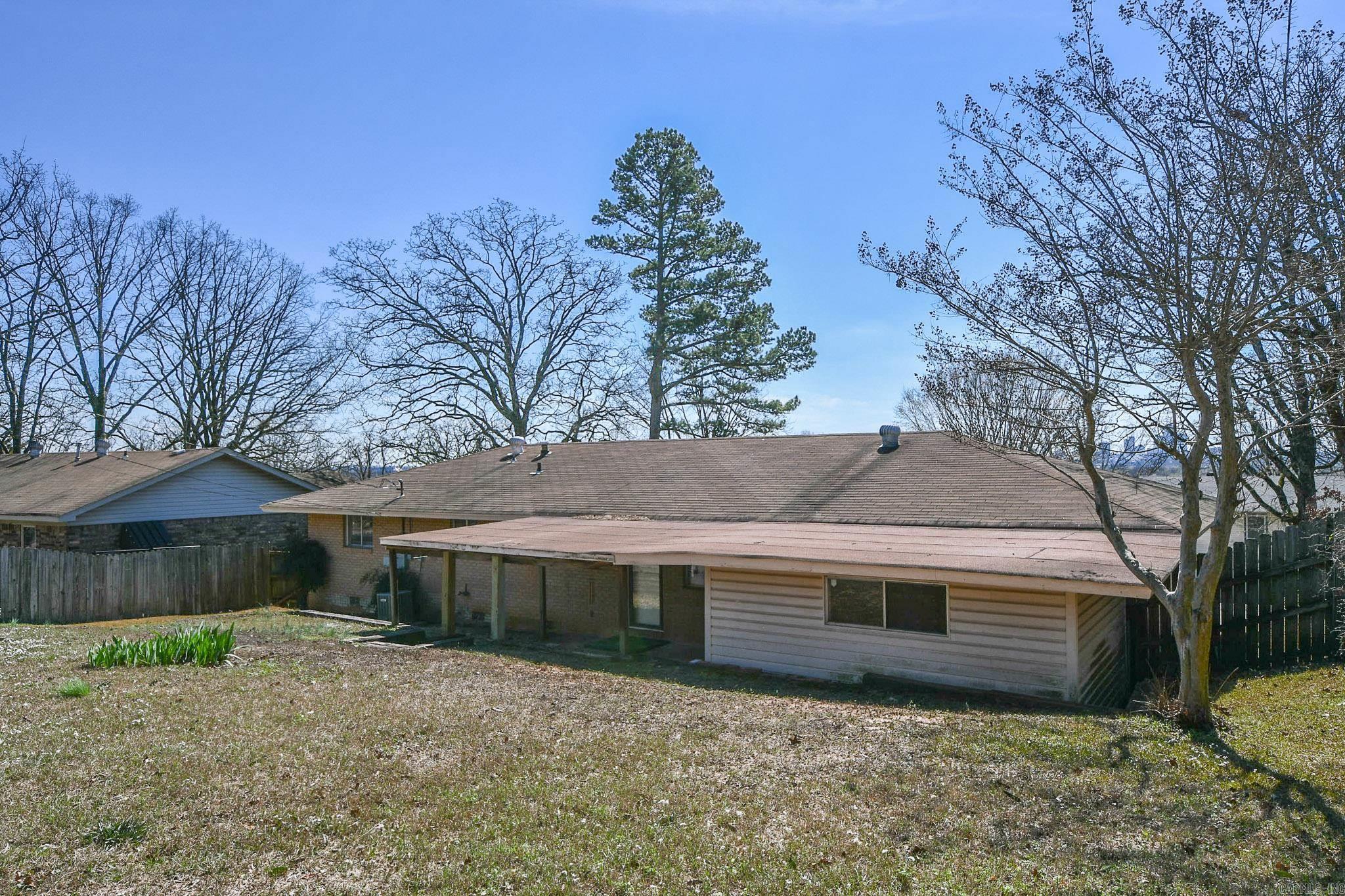 PARK HILL ADDN TO LR - Residential Lease