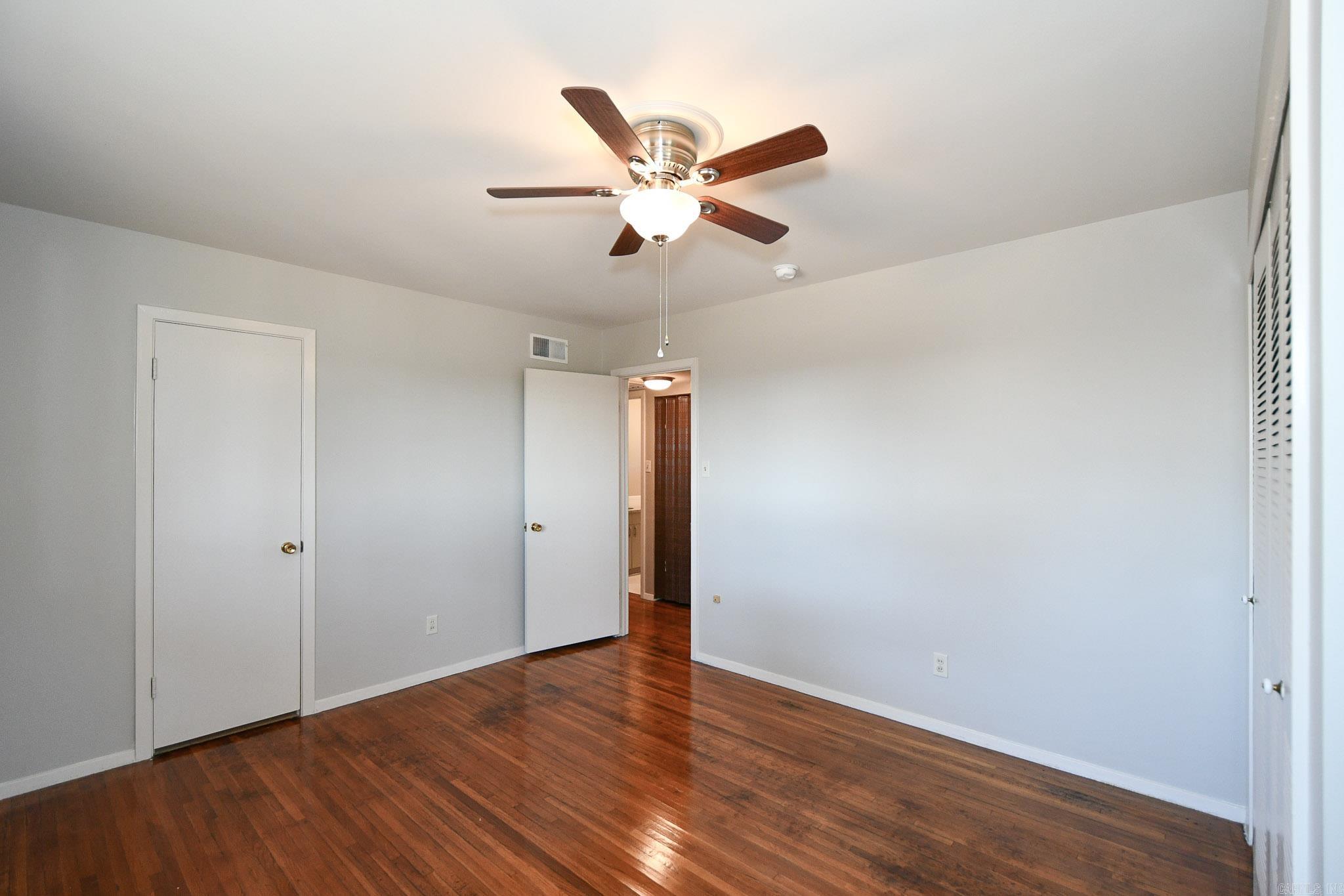 PARK HILL ADDN TO LR - Residential Lease