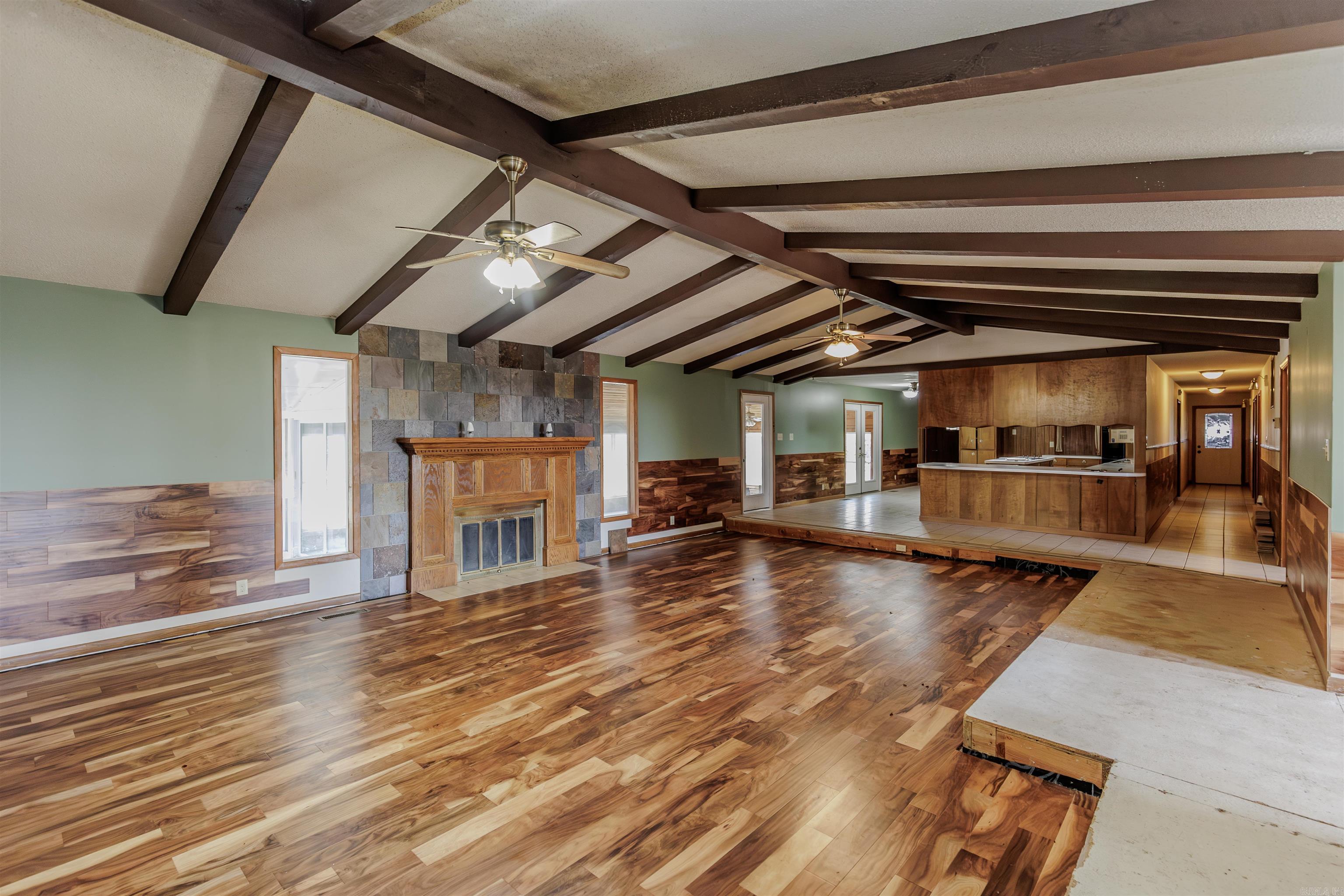 Metes & Bounds - Residential