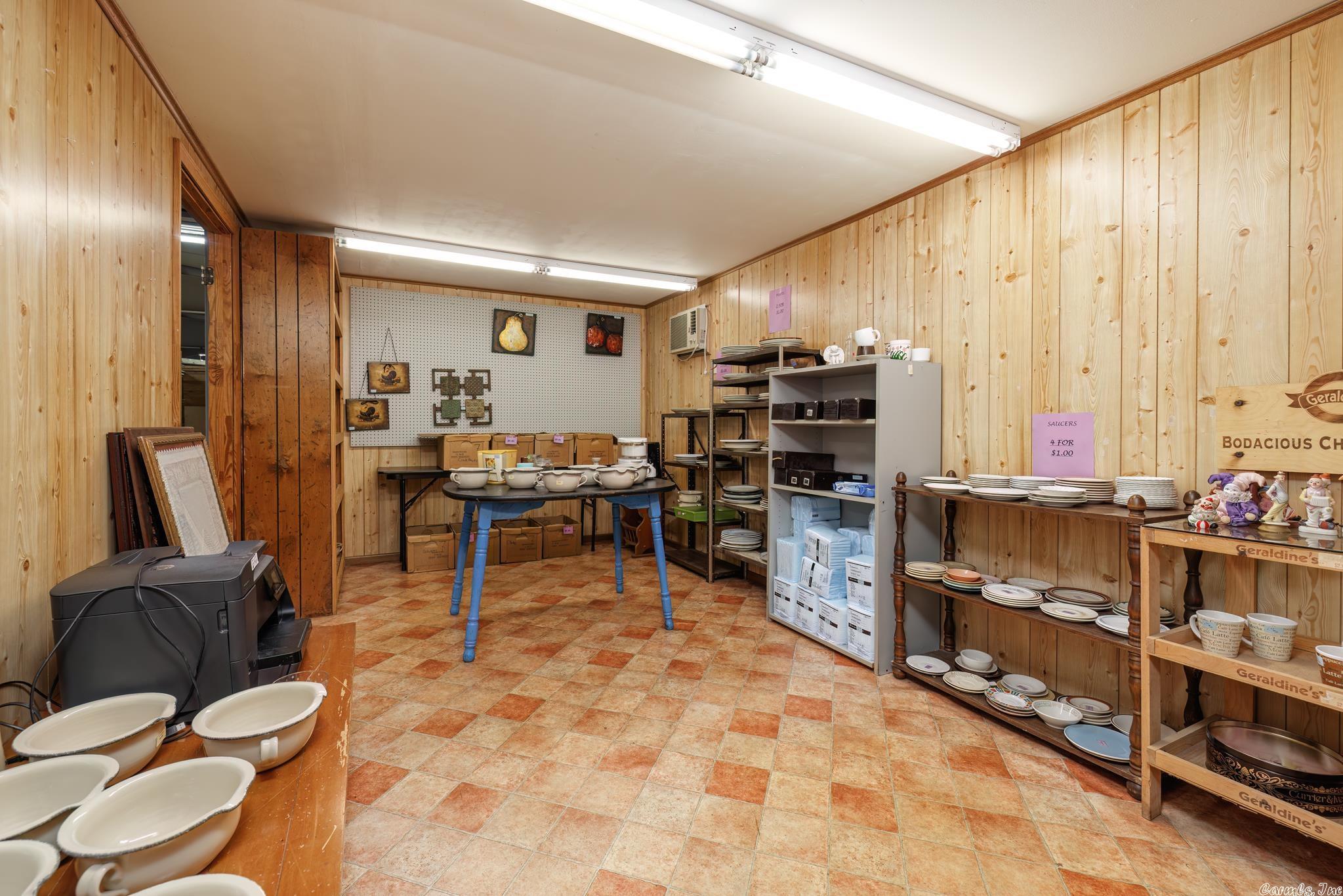 Metes & Bounds - Commercial Sale