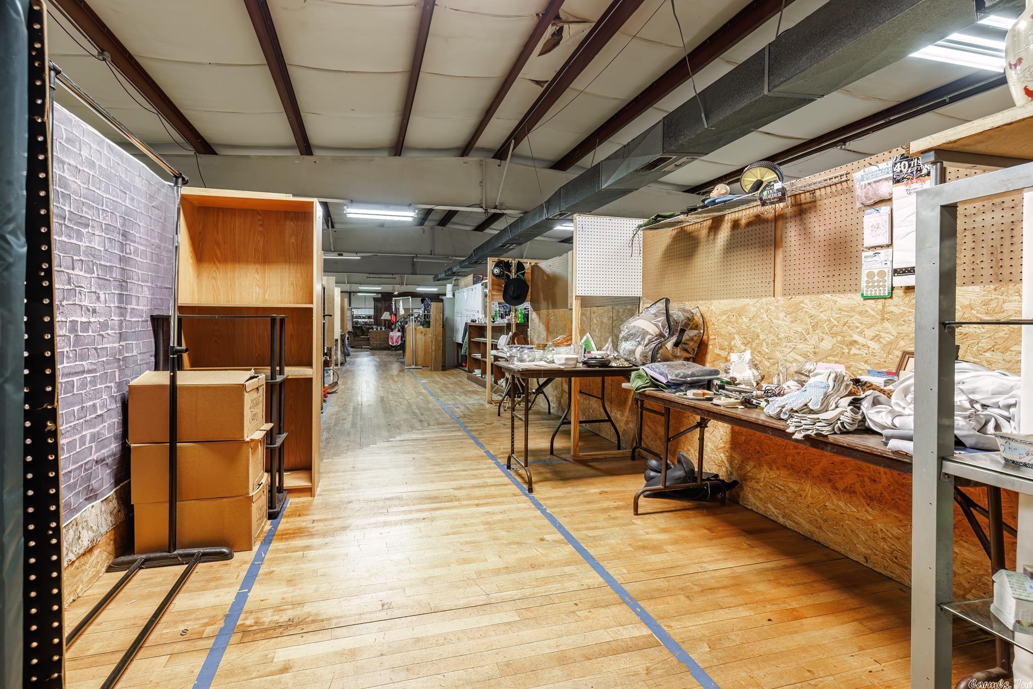 Metes & Bounds - Commercial Sale