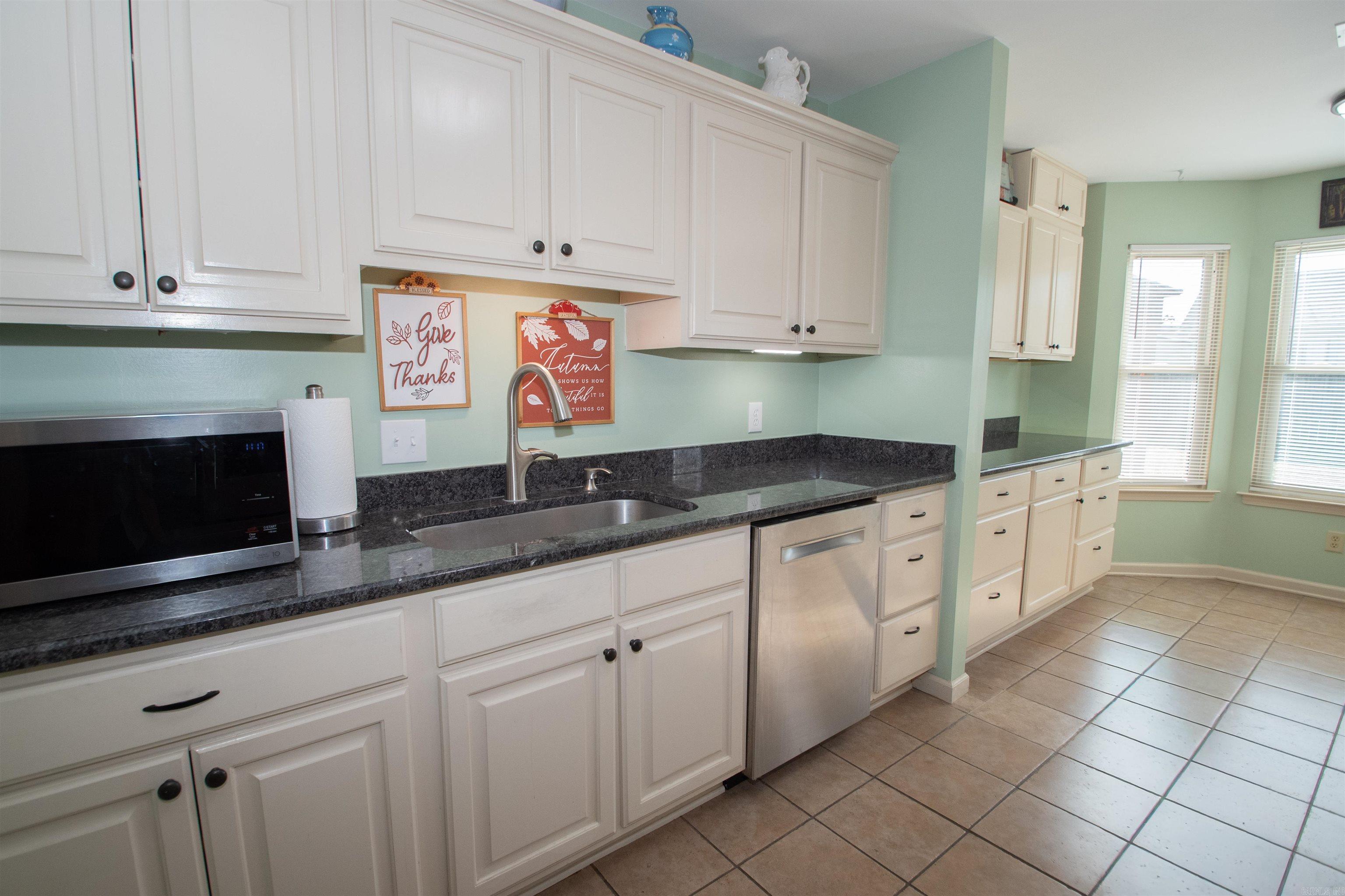 BLOOMING RIDGE - Residential