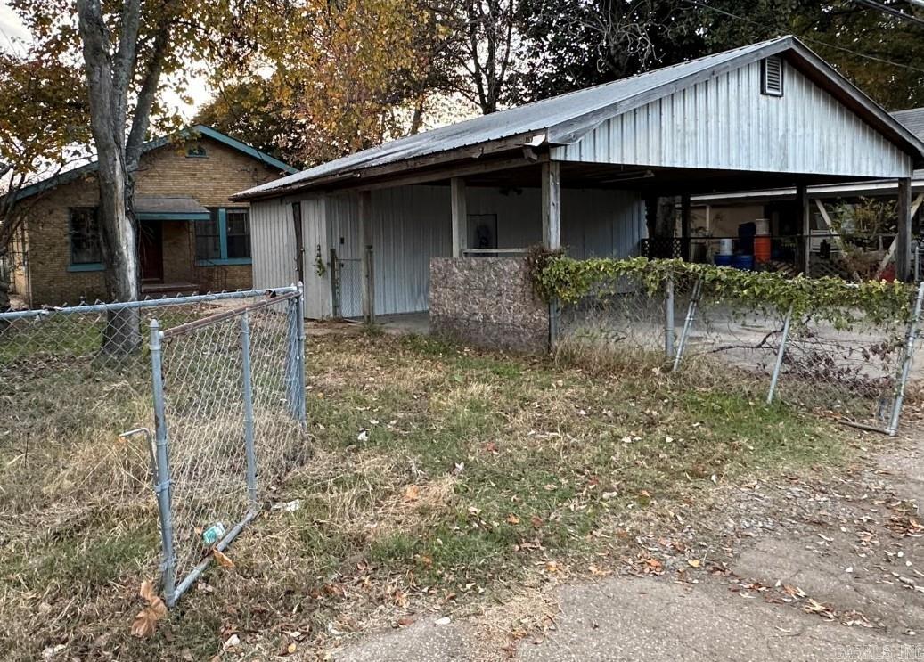 McGehee Original Inside - Residential