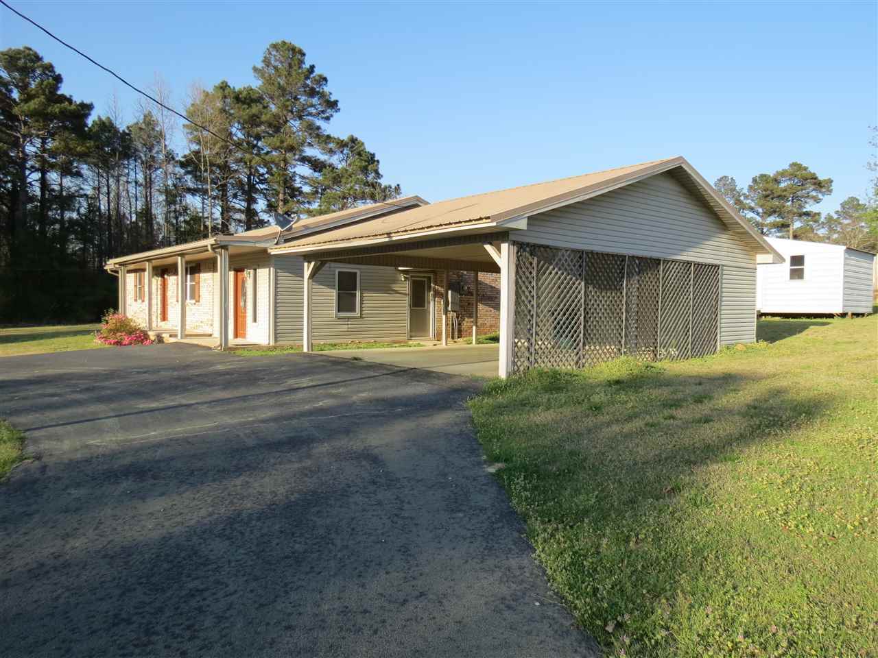 Moores Country Club - Residential