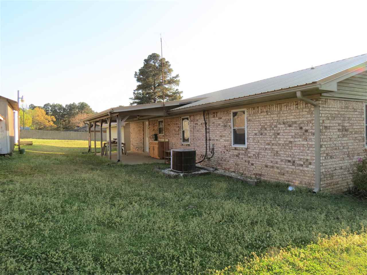 Moores Country Club - Residential