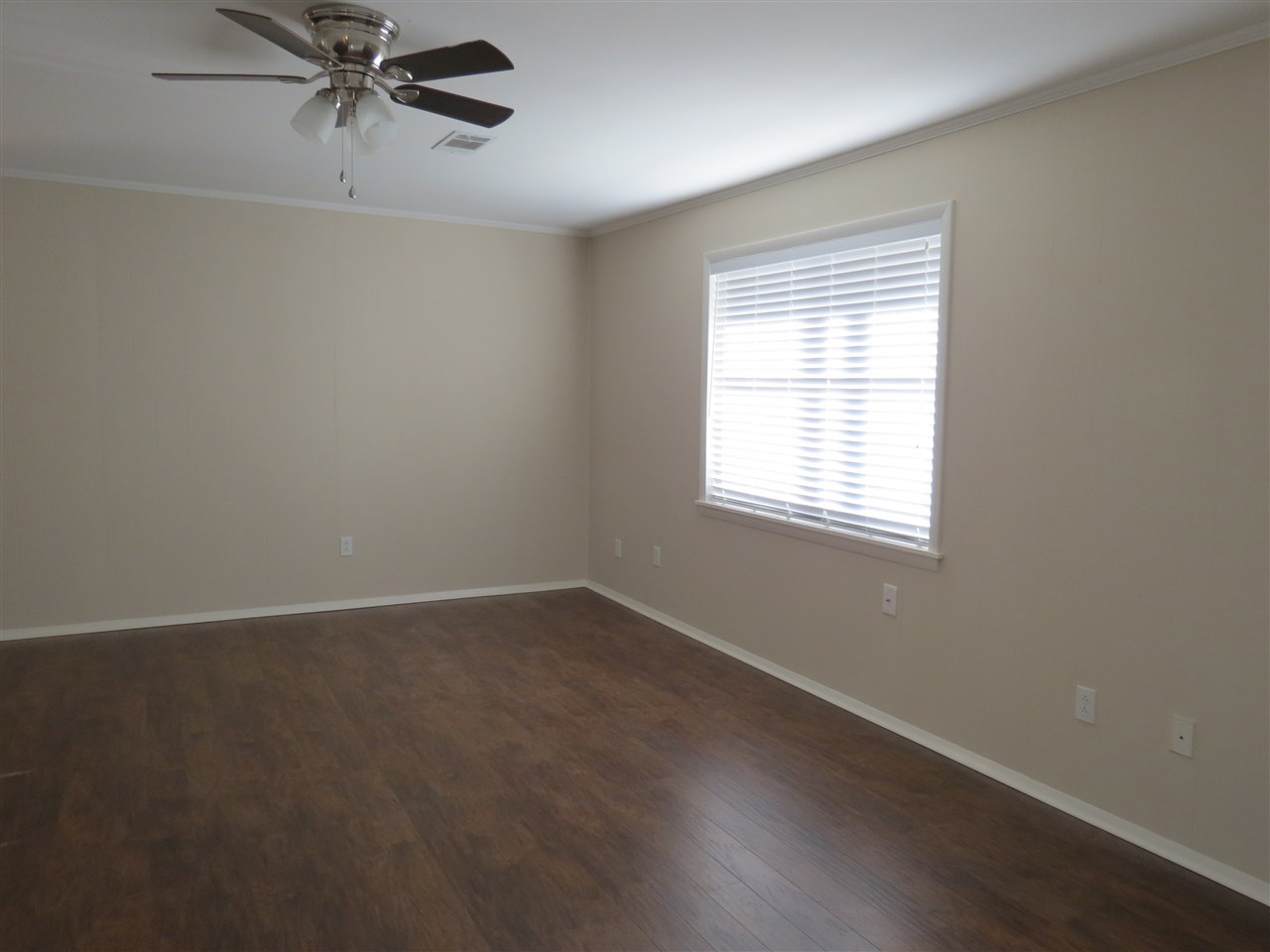 Moores Country Club - Residential