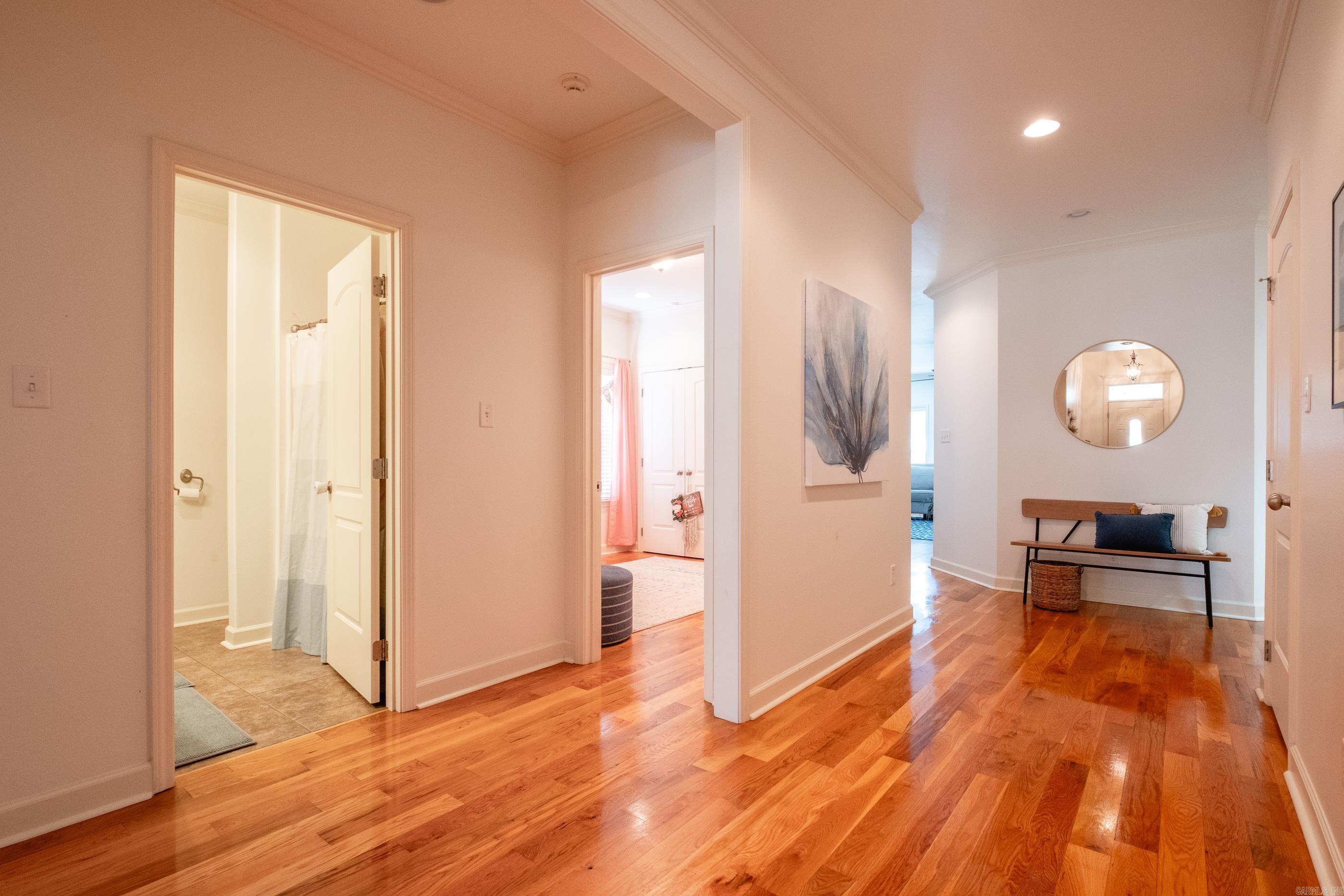 PINNACLE VALLEY COURT - Residential