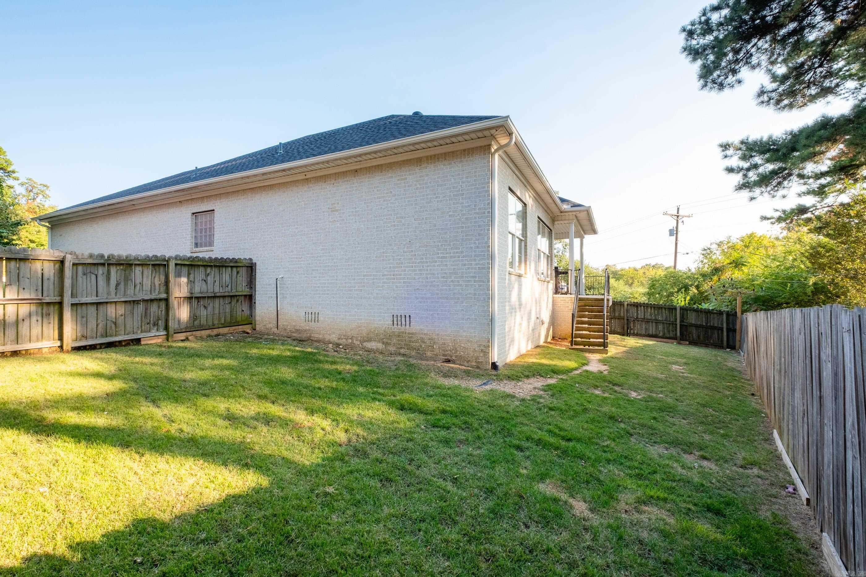 PINNACLE VALLEY COURT - Residential