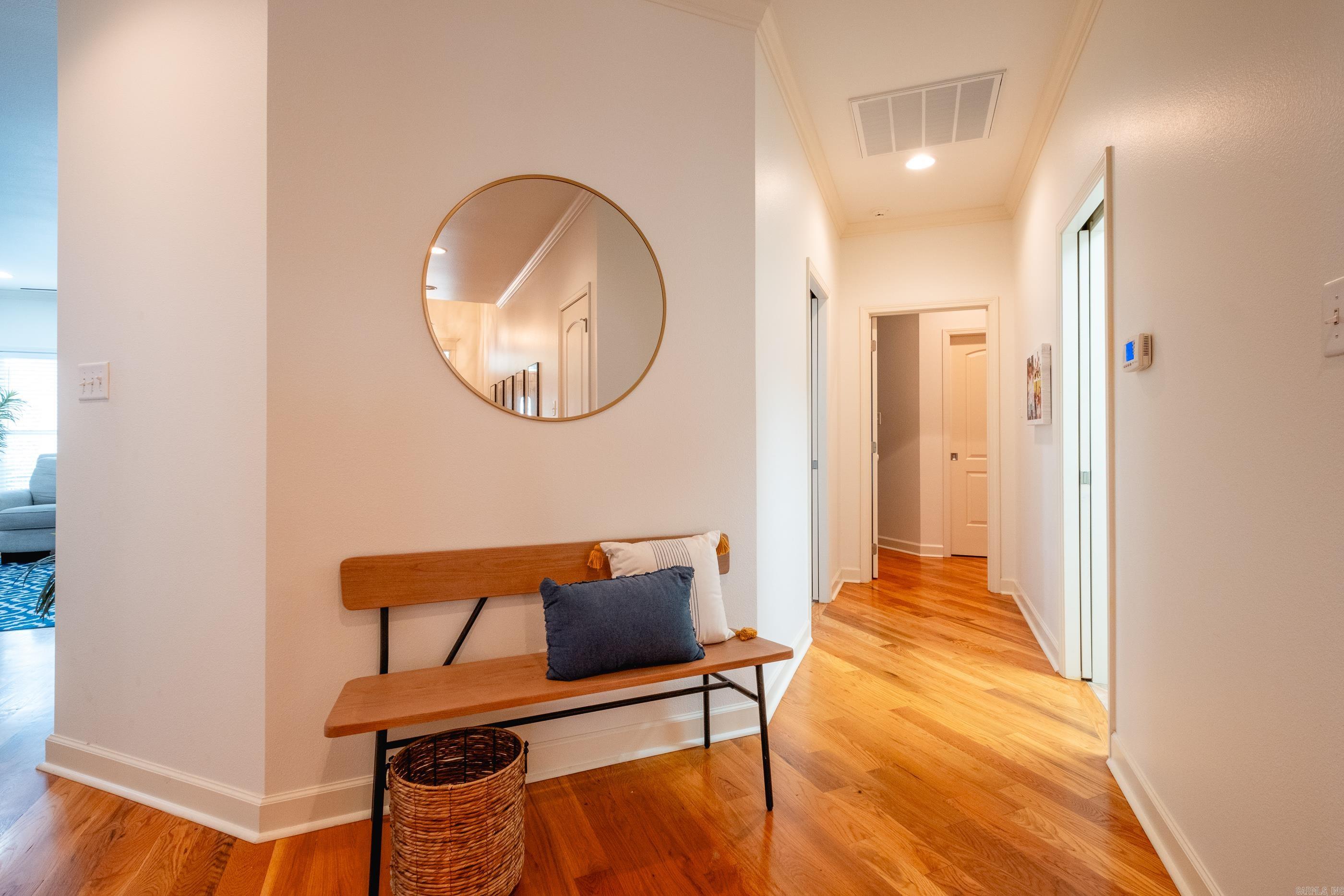 PINNACLE VALLEY COURT - Residential