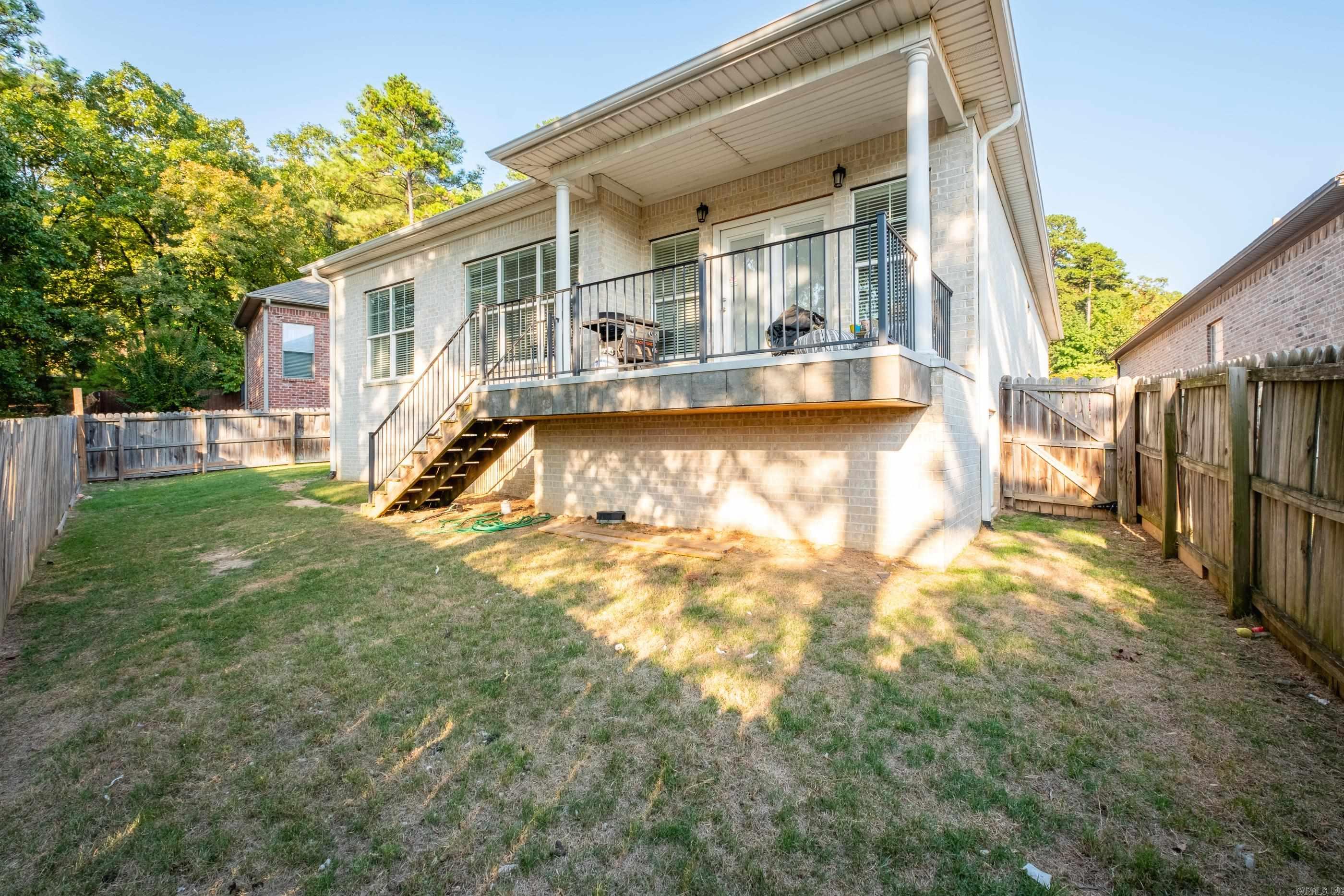 PINNACLE VALLEY COURT - Residential