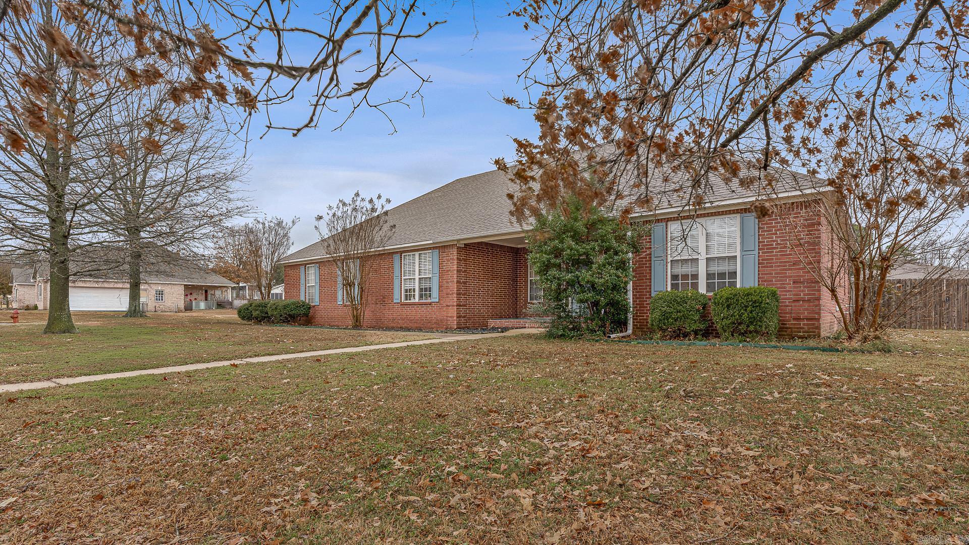 BROWNSTONE - Residential