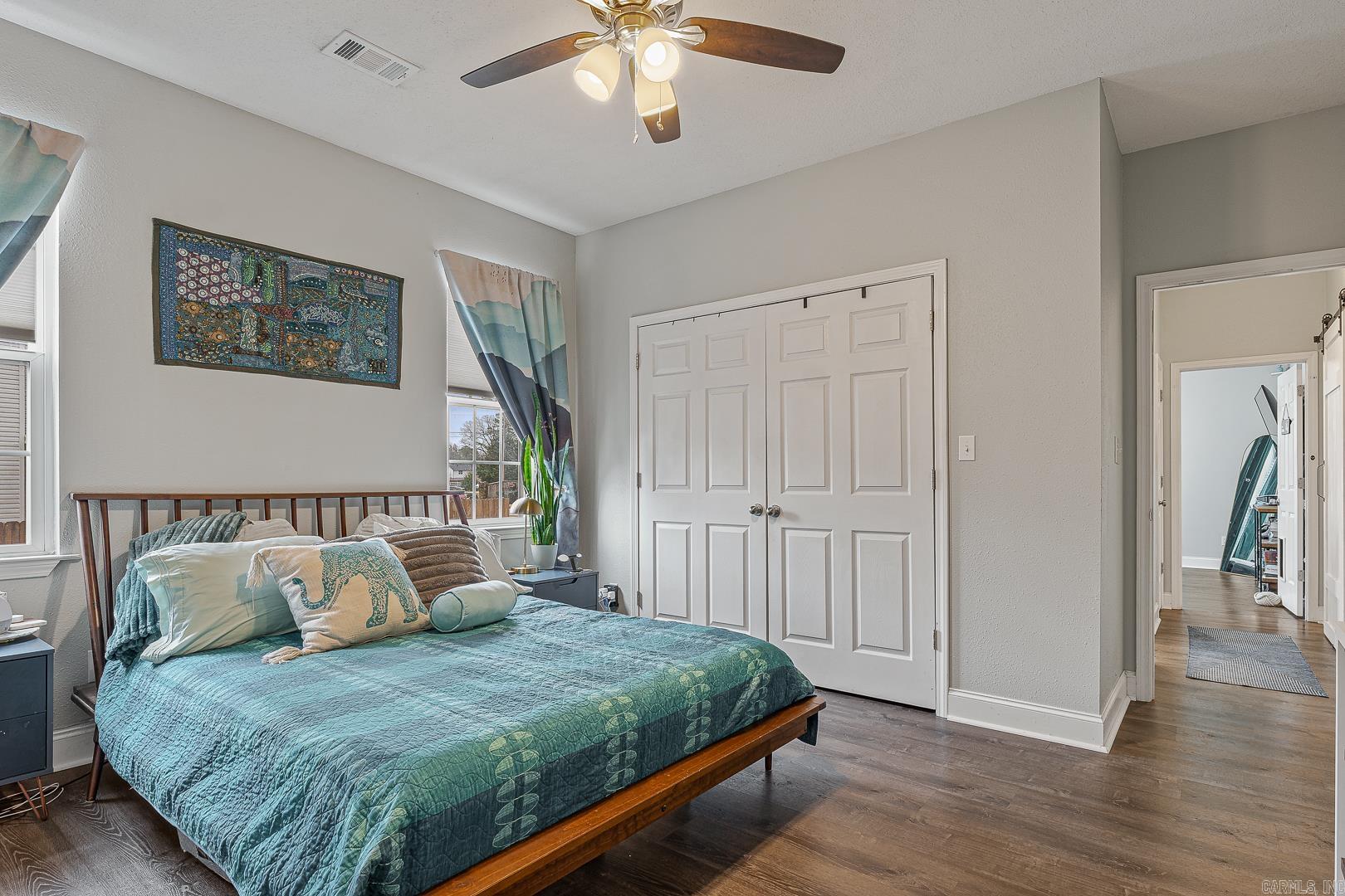 BROWNSTONE - Residential