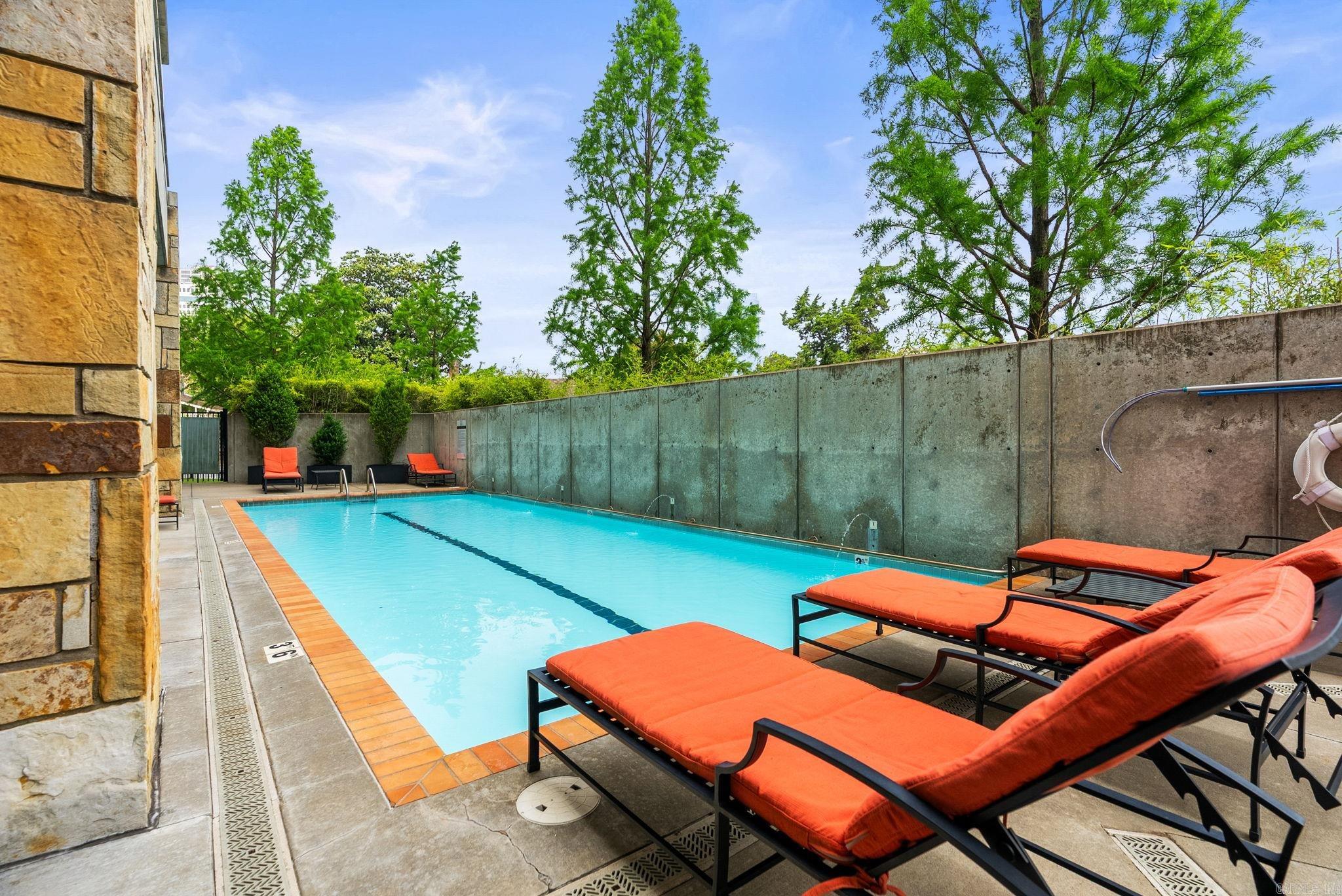 300 THIRD HPR - Residential
