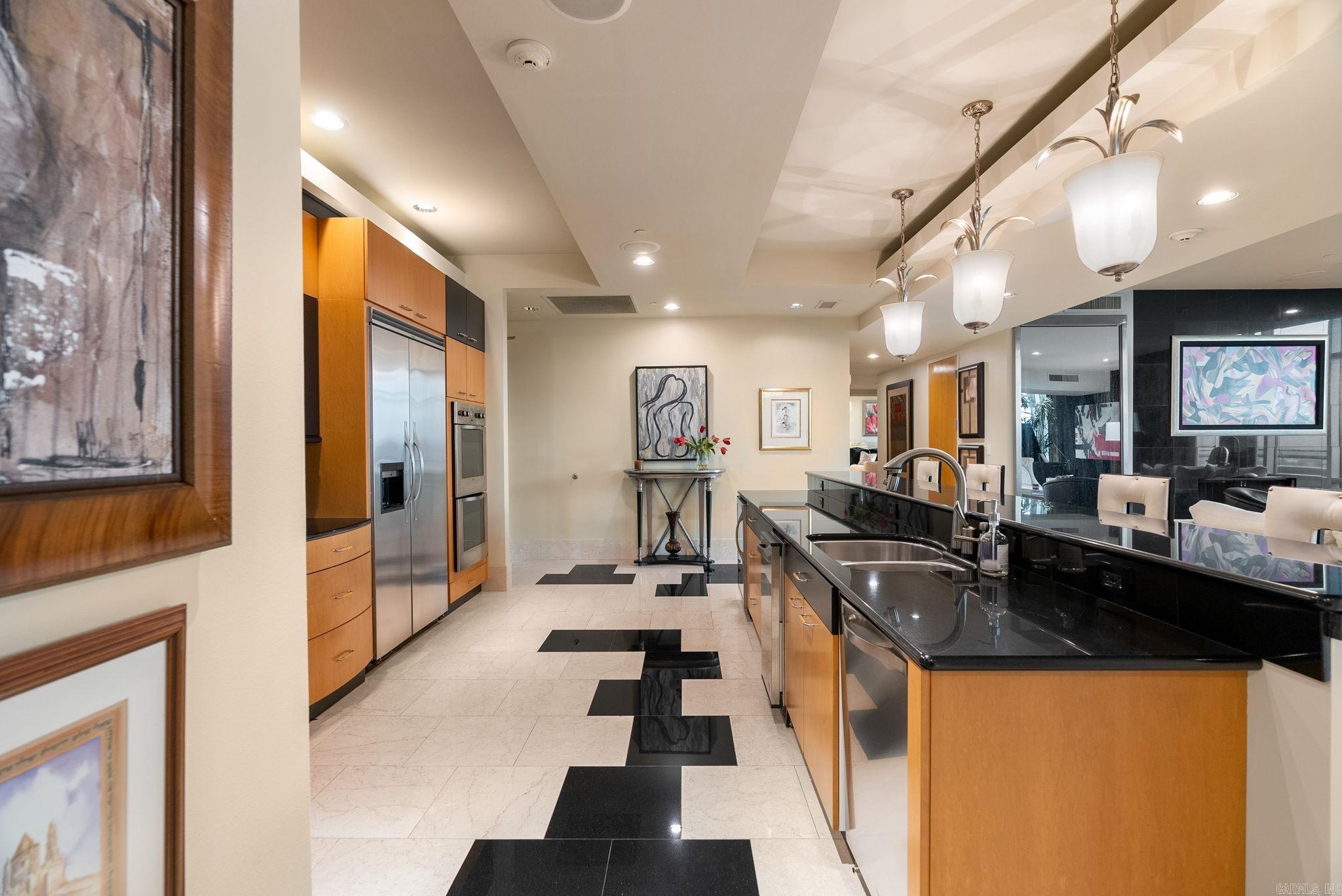 300 THIRD HPR - Residential