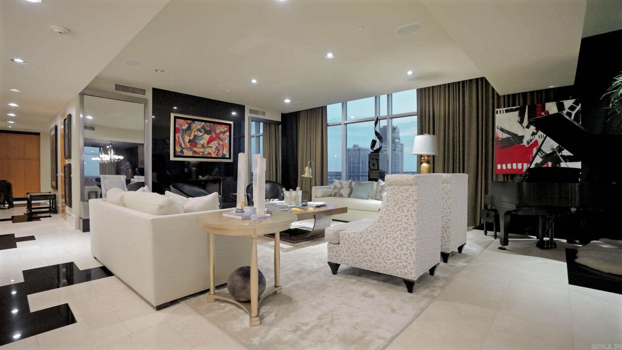 300 THIRD HPR - Residential