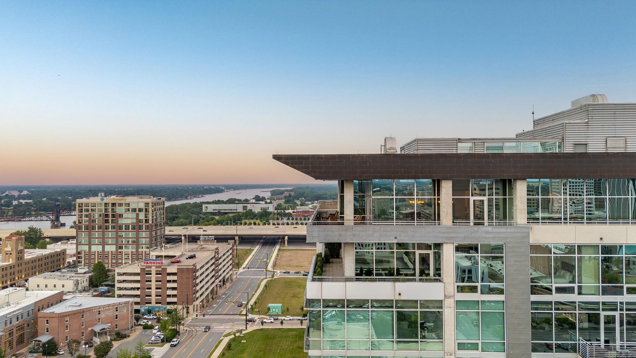 300 THIRD HPR - Residential