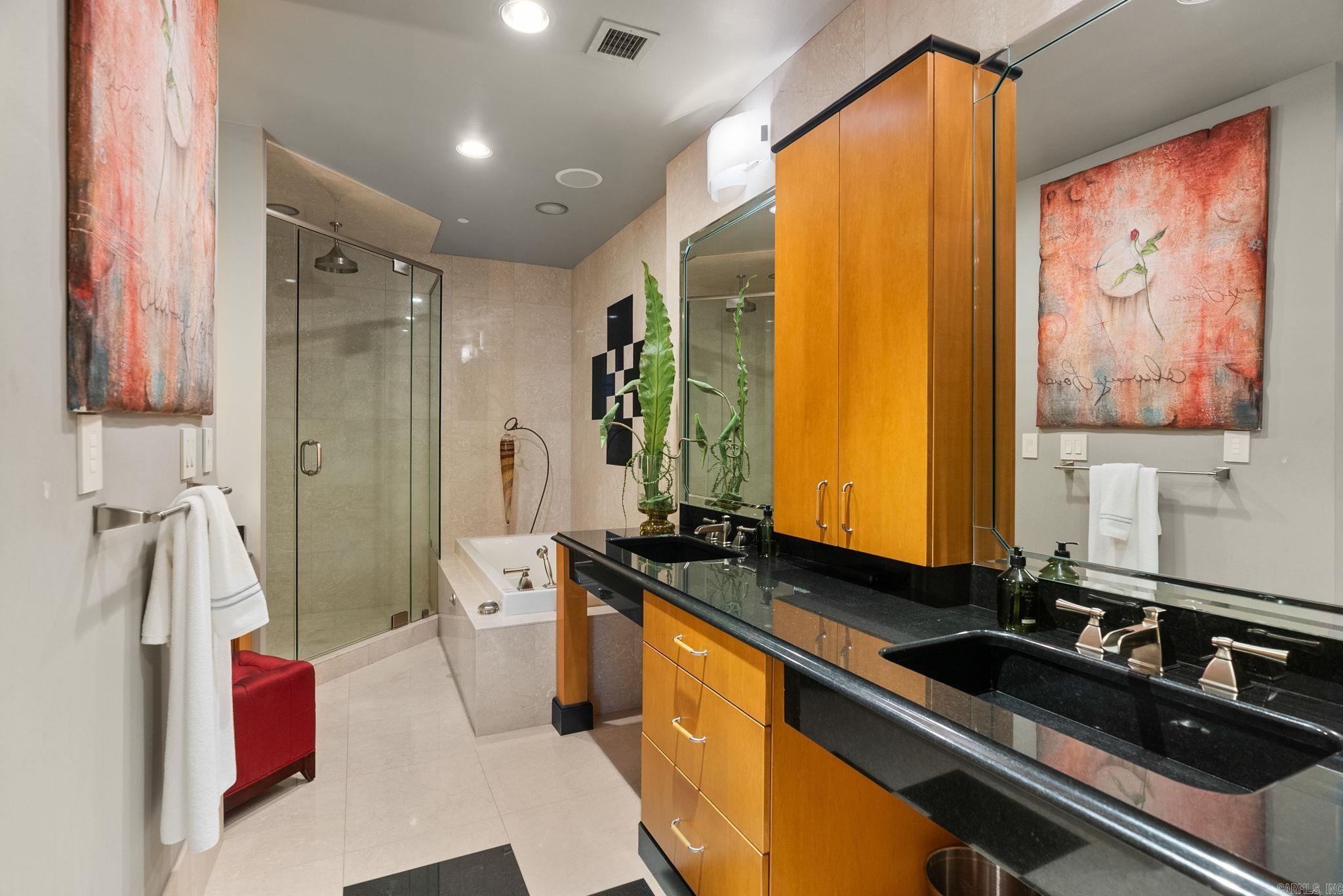 300 THIRD HPR - Residential