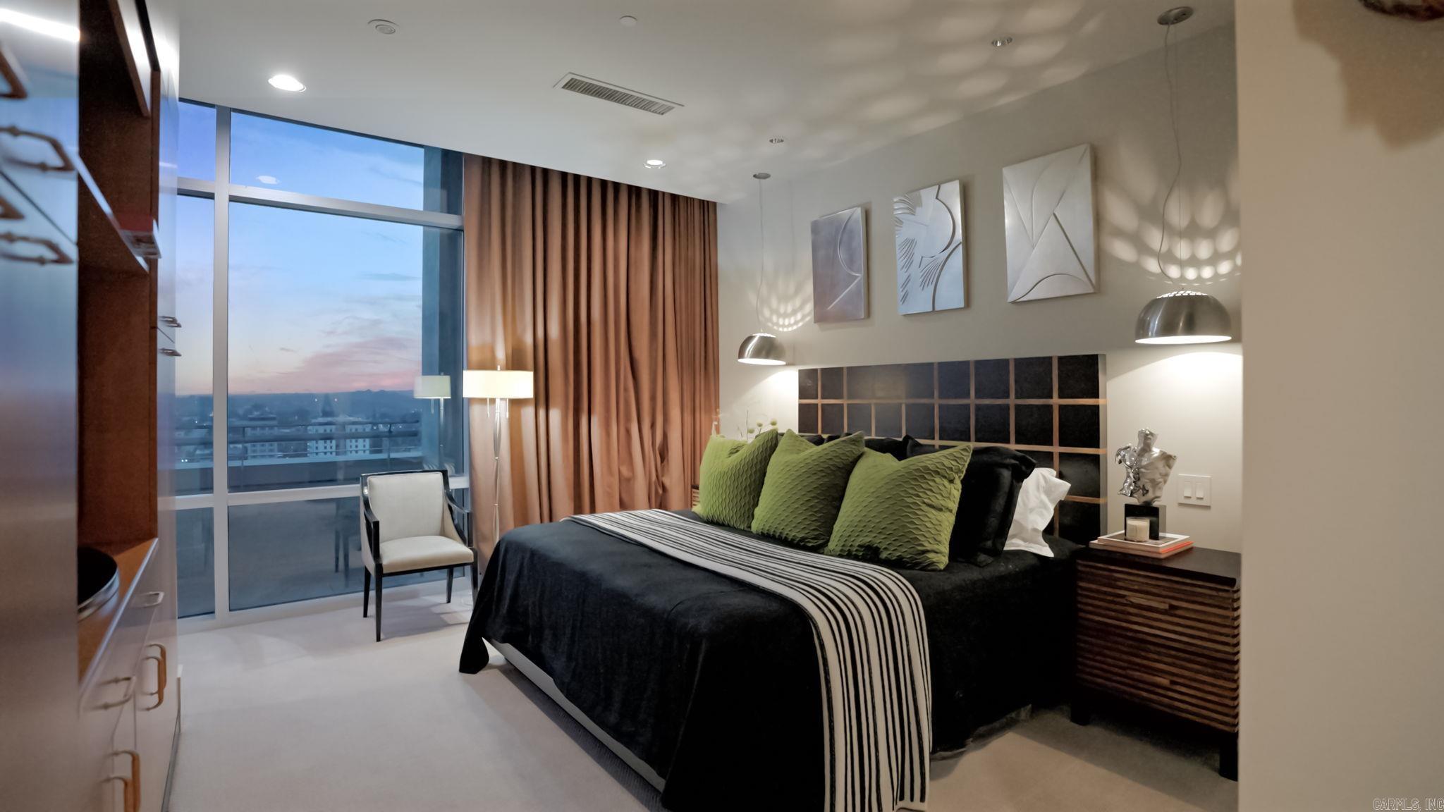 300 THIRD HPR - Residential
