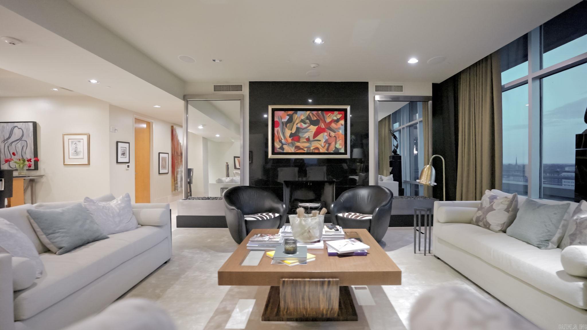 300 THIRD HPR - Residential