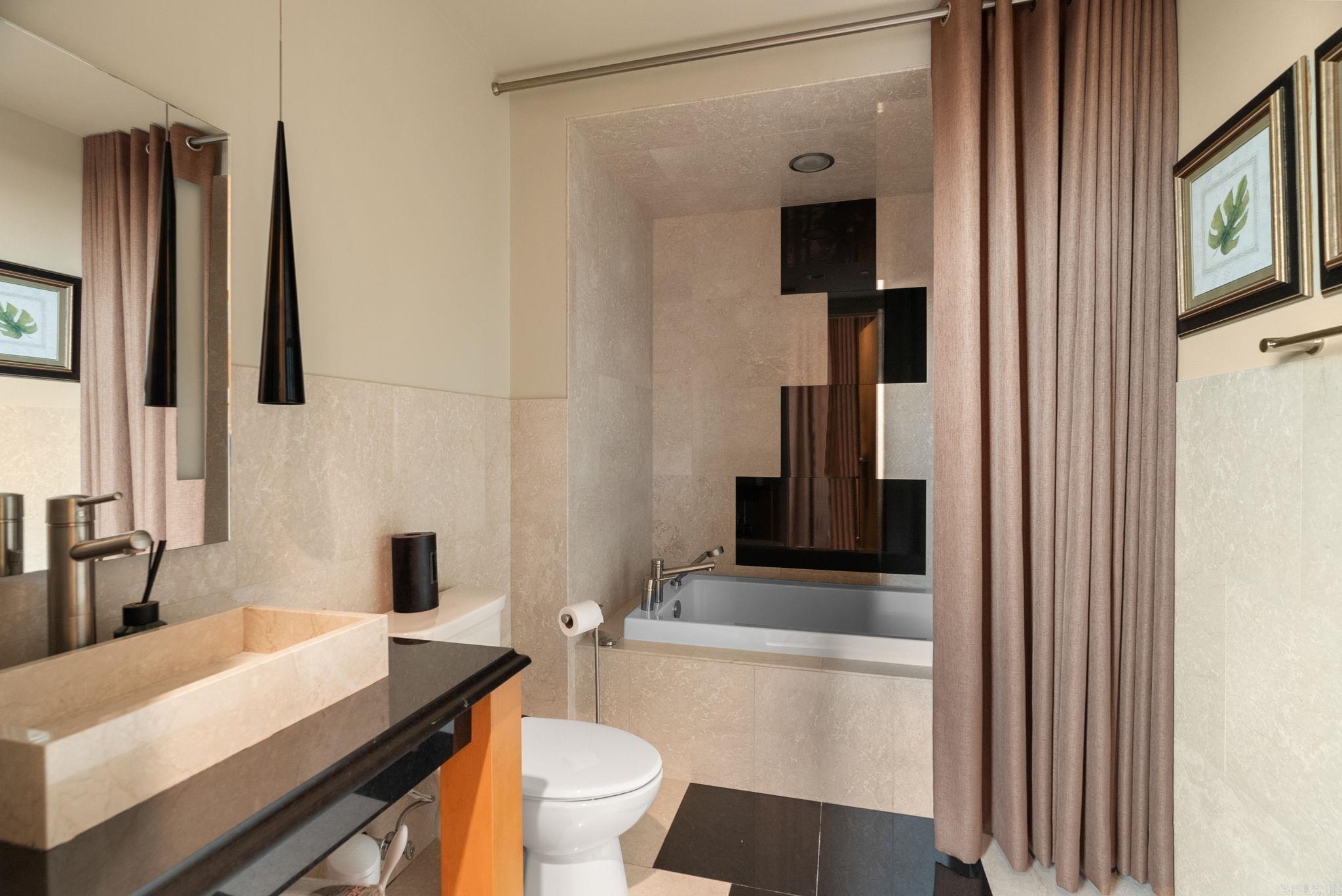 300 THIRD HPR - Residential