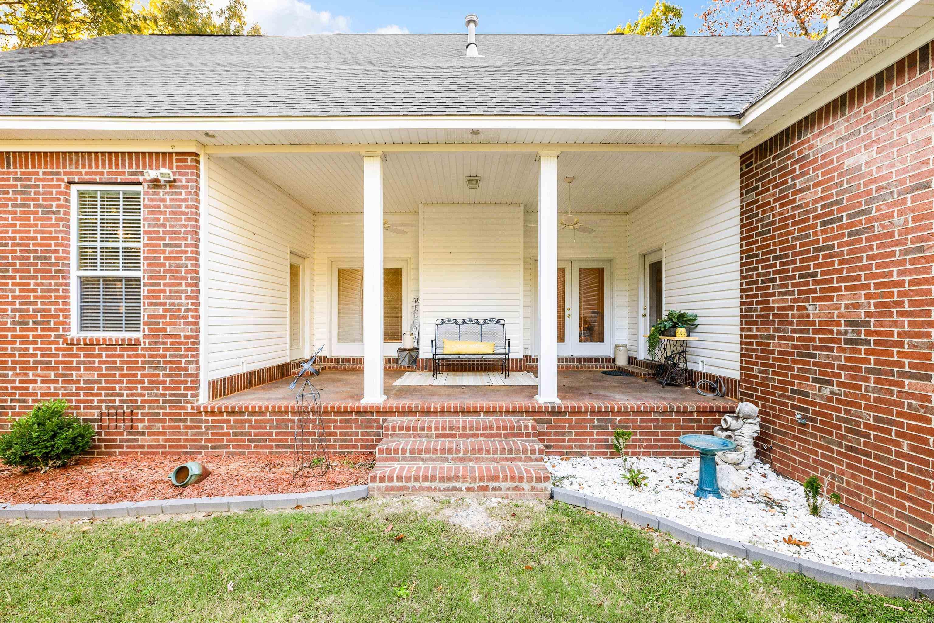 SPRINGHILL FARMS - Residential