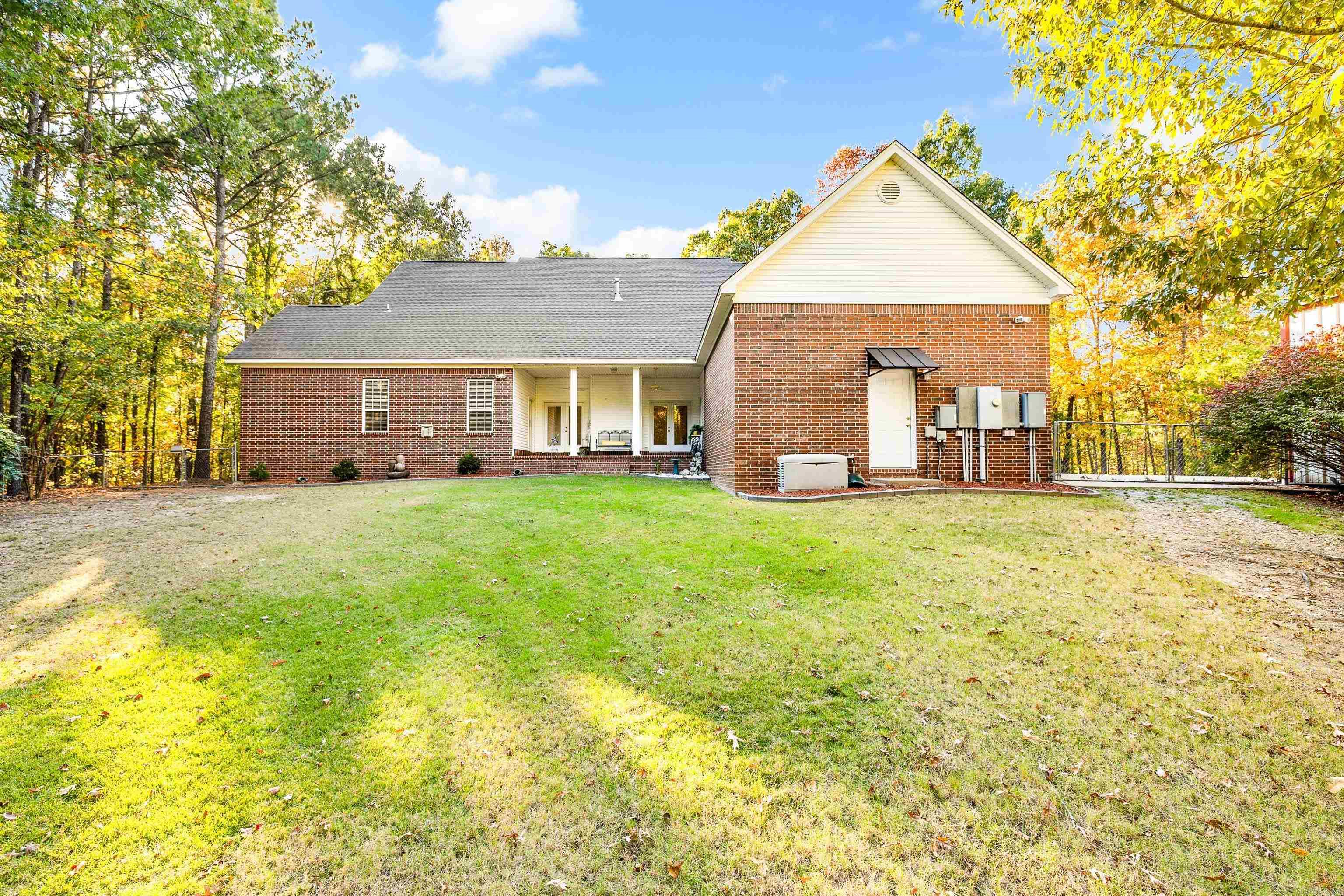 SPRINGHILL FARMS - Residential