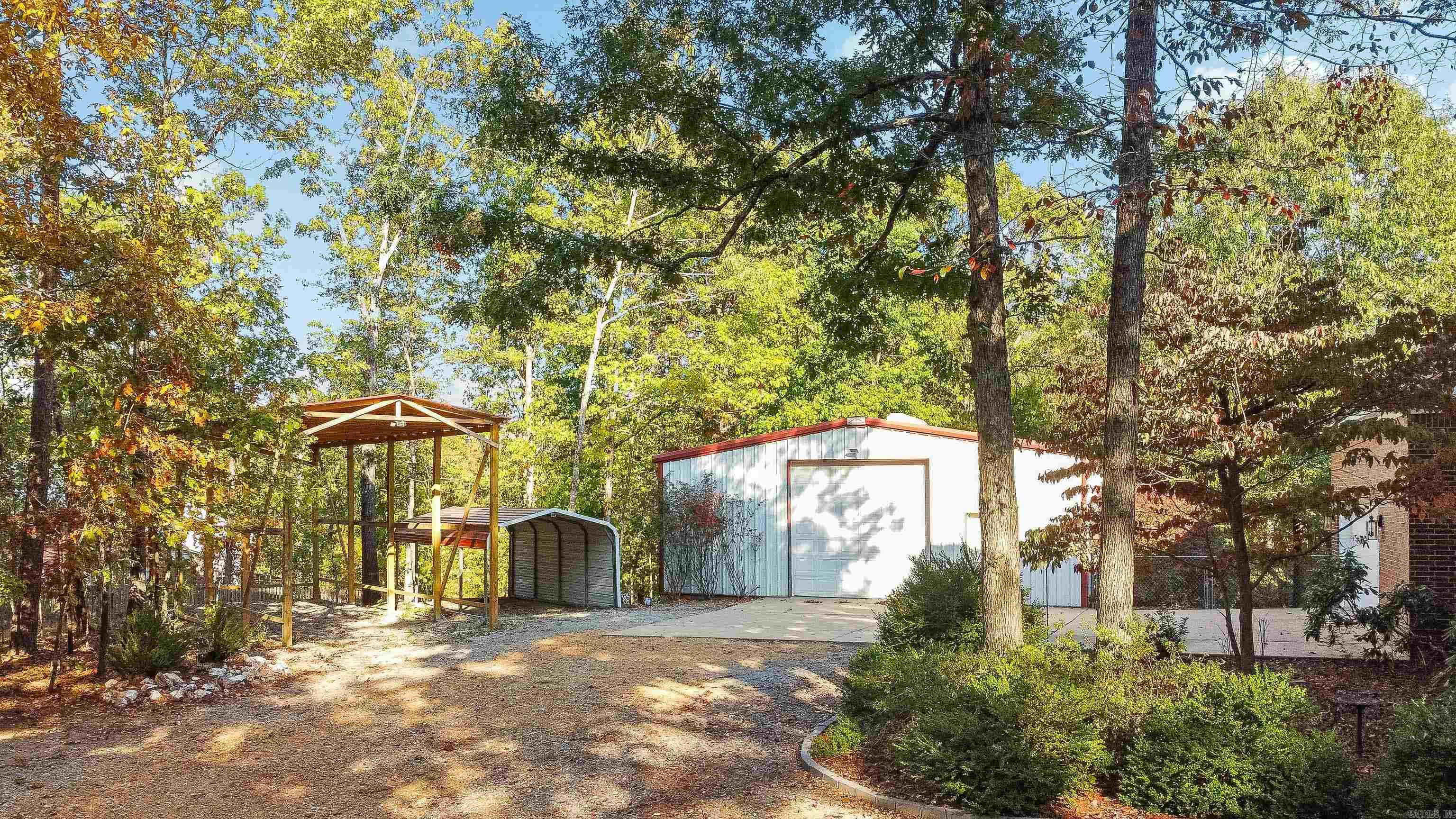 SPRINGHILL FARMS - Residential