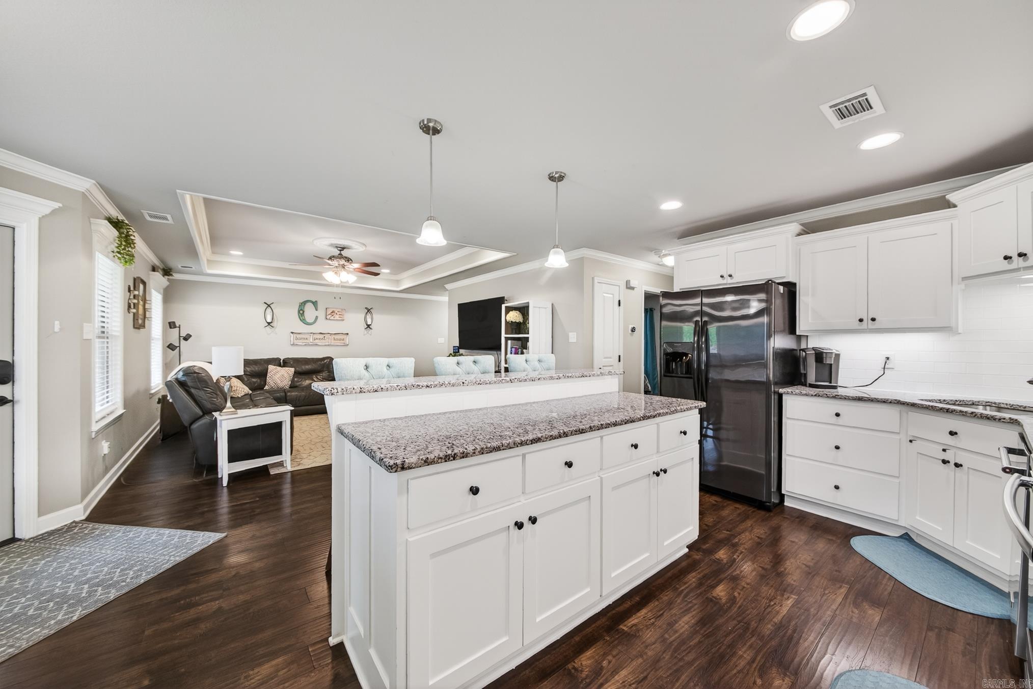 HUNTINGTON PLACE - Residential