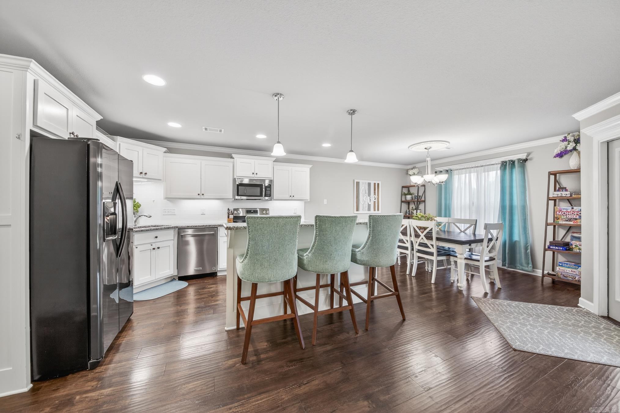 HUNTINGTON PLACE - Residential