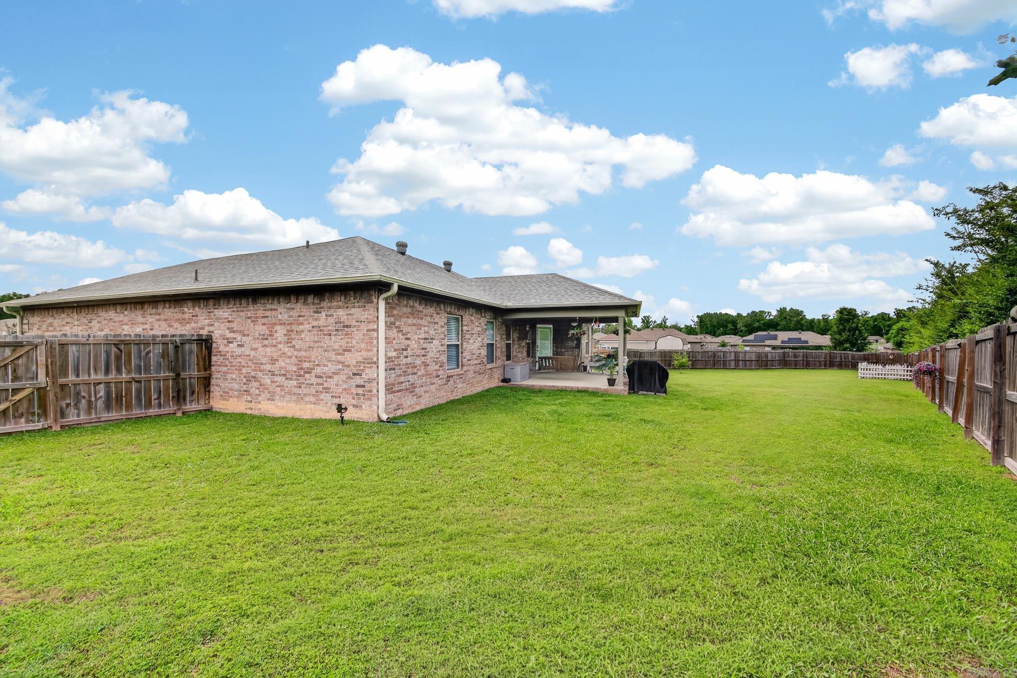 HUNTINGTON PLACE - Residential