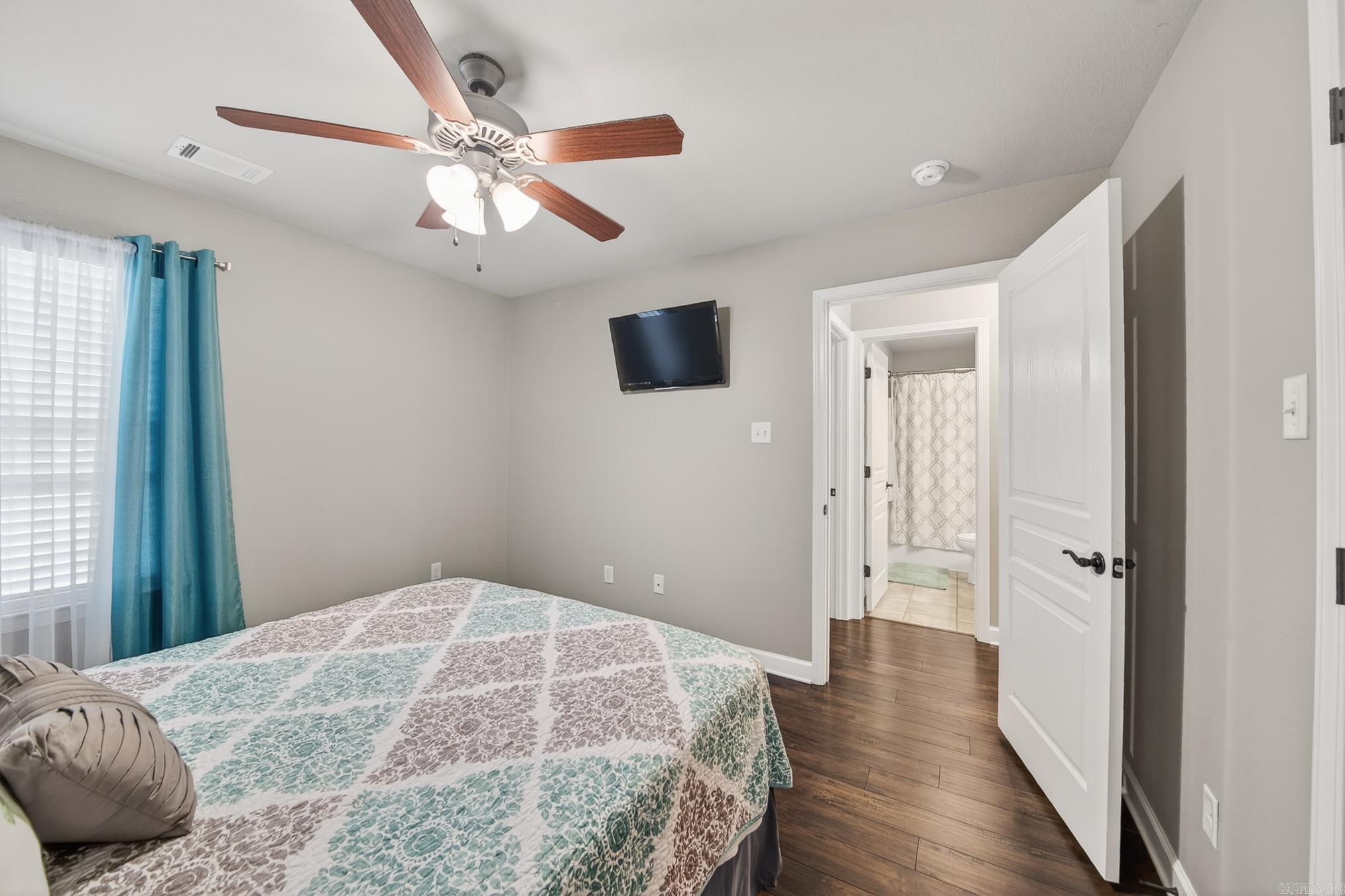 HUNTINGTON PLACE - Residential