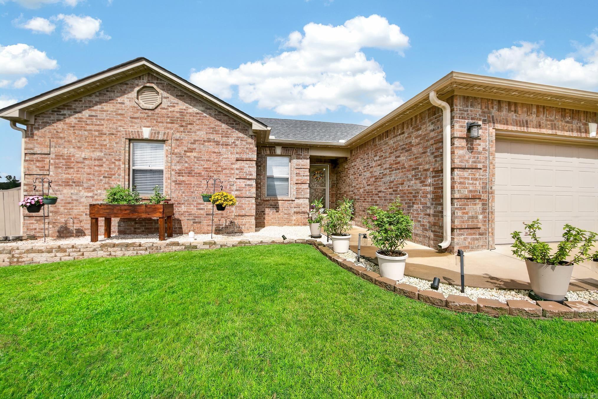 HUNTINGTON PLACE - Residential