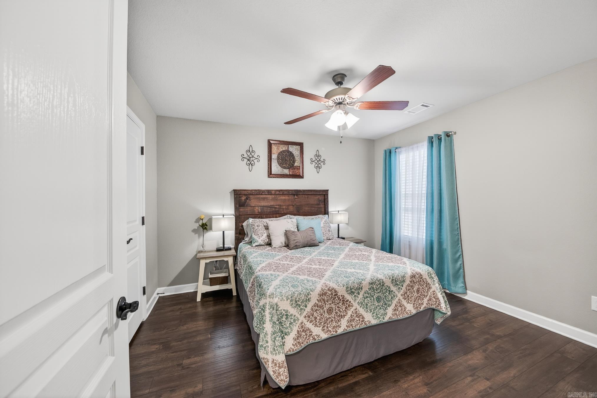 HUNTINGTON PLACE - Residential
