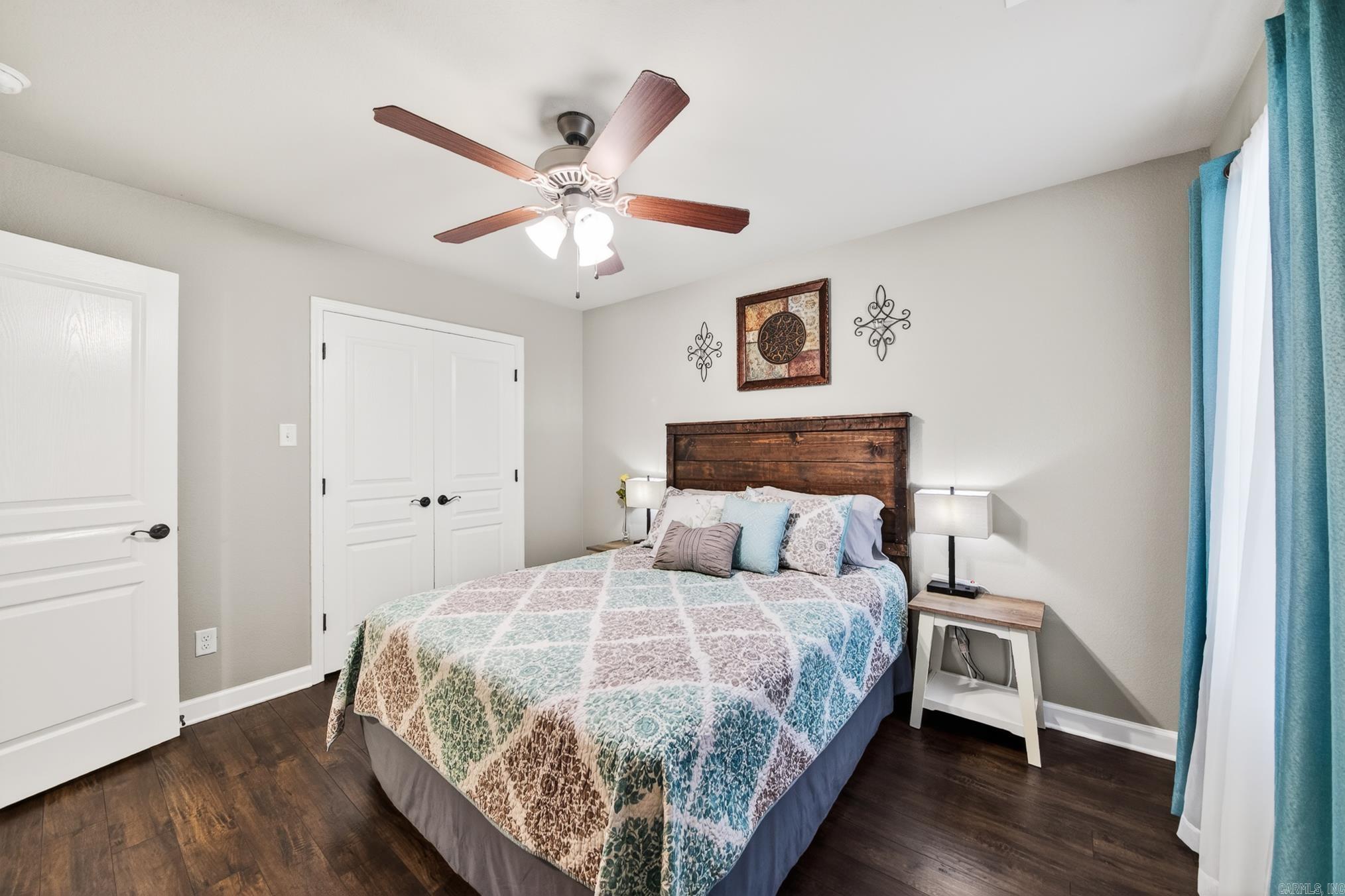 HUNTINGTON PLACE - Residential