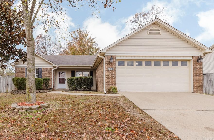 This charming home offers an open floor plan, a cozy fireplace, a separate master suite with dual walk-in closets and separate vanities, an eat-in kitchen, and a two-car garage. The fenced backyard provides great storage and a perfect space for kids, pets, or entertaining. Located on a quiet street with sidewalks and no association fees, it’s just minutes from town in the highly desirable Bryant School District. Recent updates include brand-new carpet and floors, fresh interior paint, a new HVAC system, a new water heater and a security system.